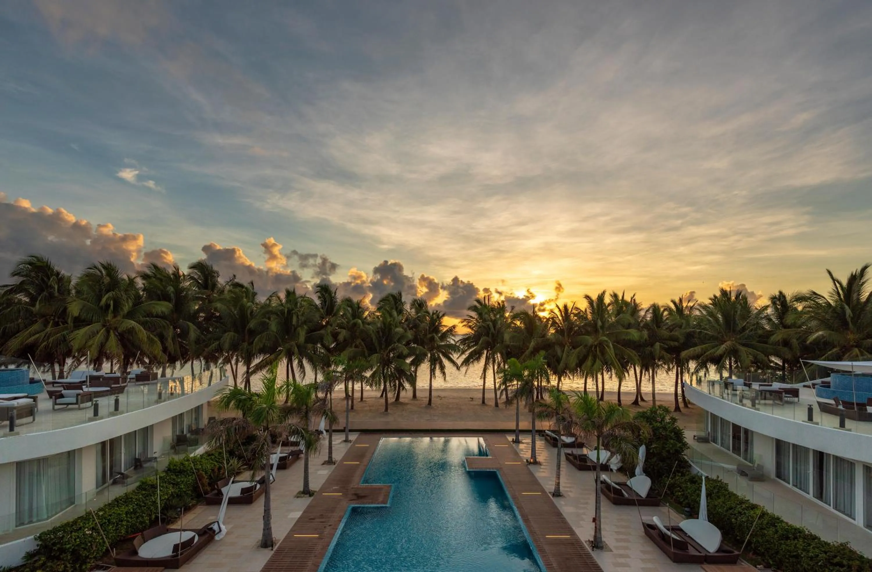 Swimming pool in Aqua Boracay