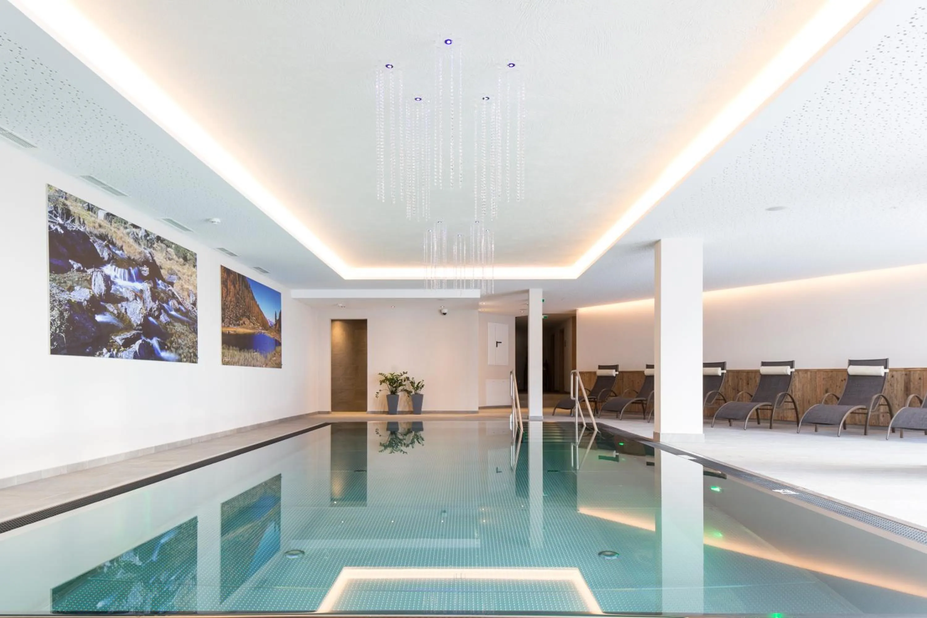 Swimming pool in Das Landerer