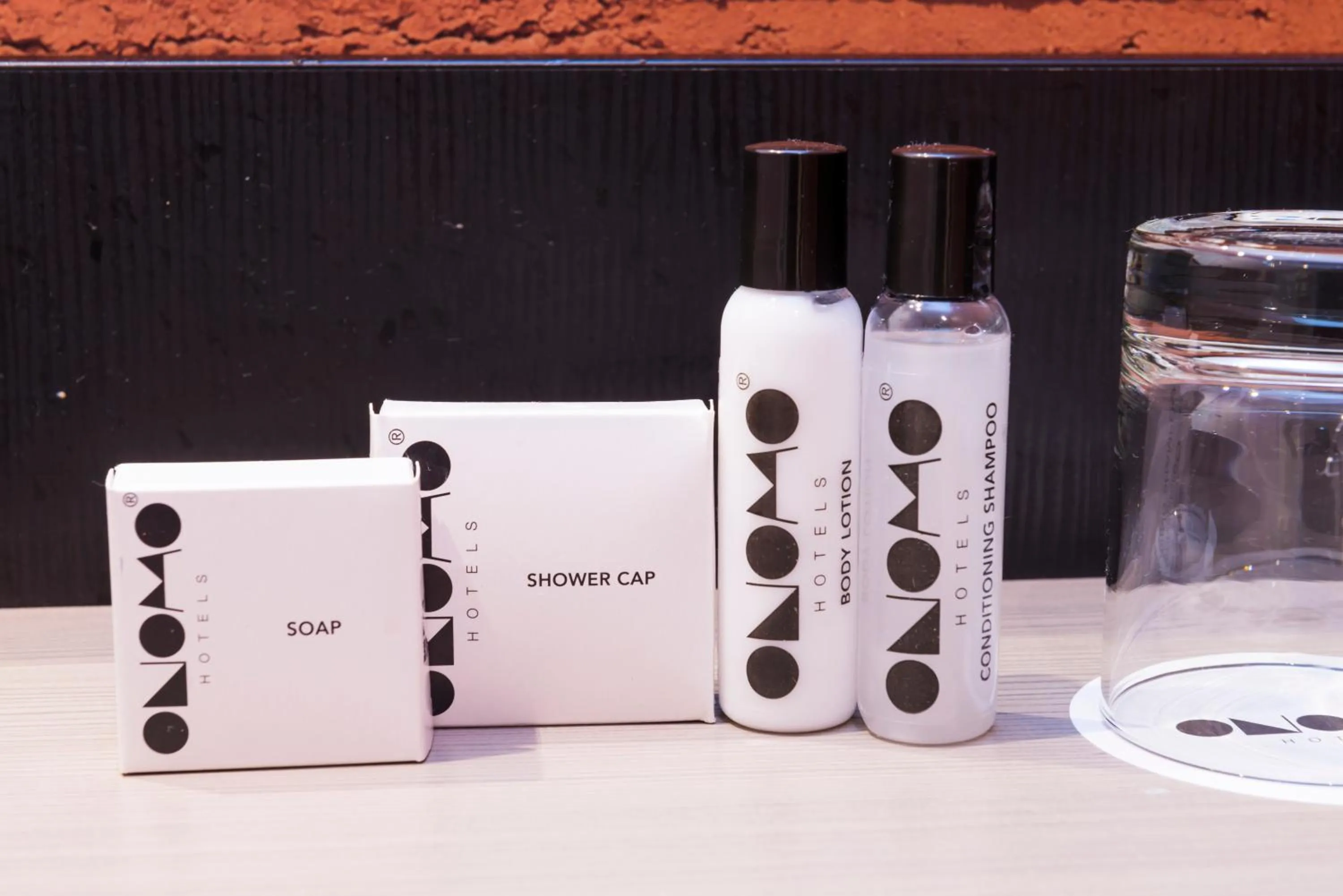 Bathroom in ONOMO Hotel Maputo