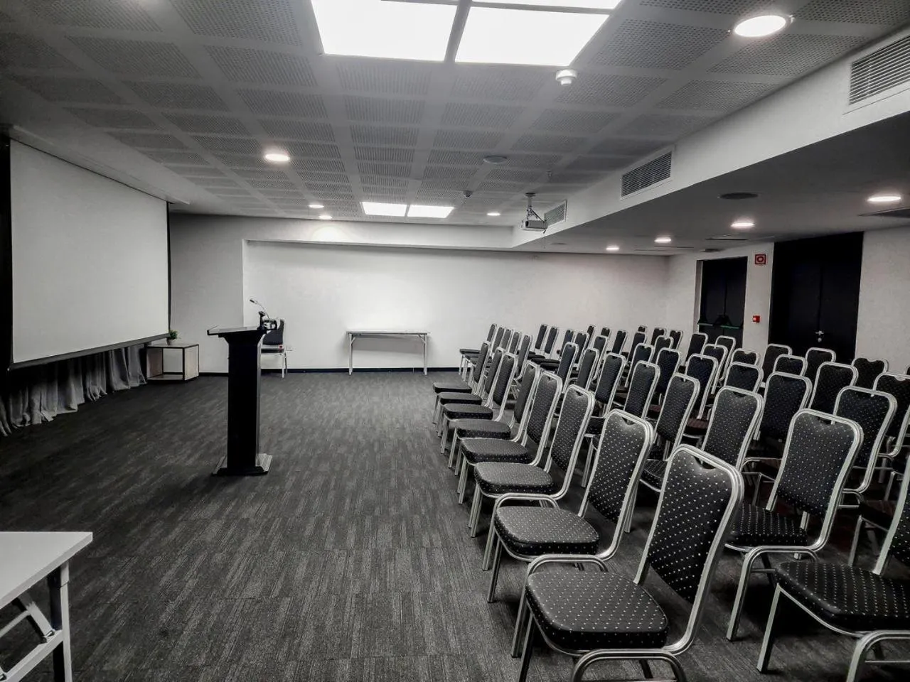 Meeting/conference room in ONOMO Hotel Maputo