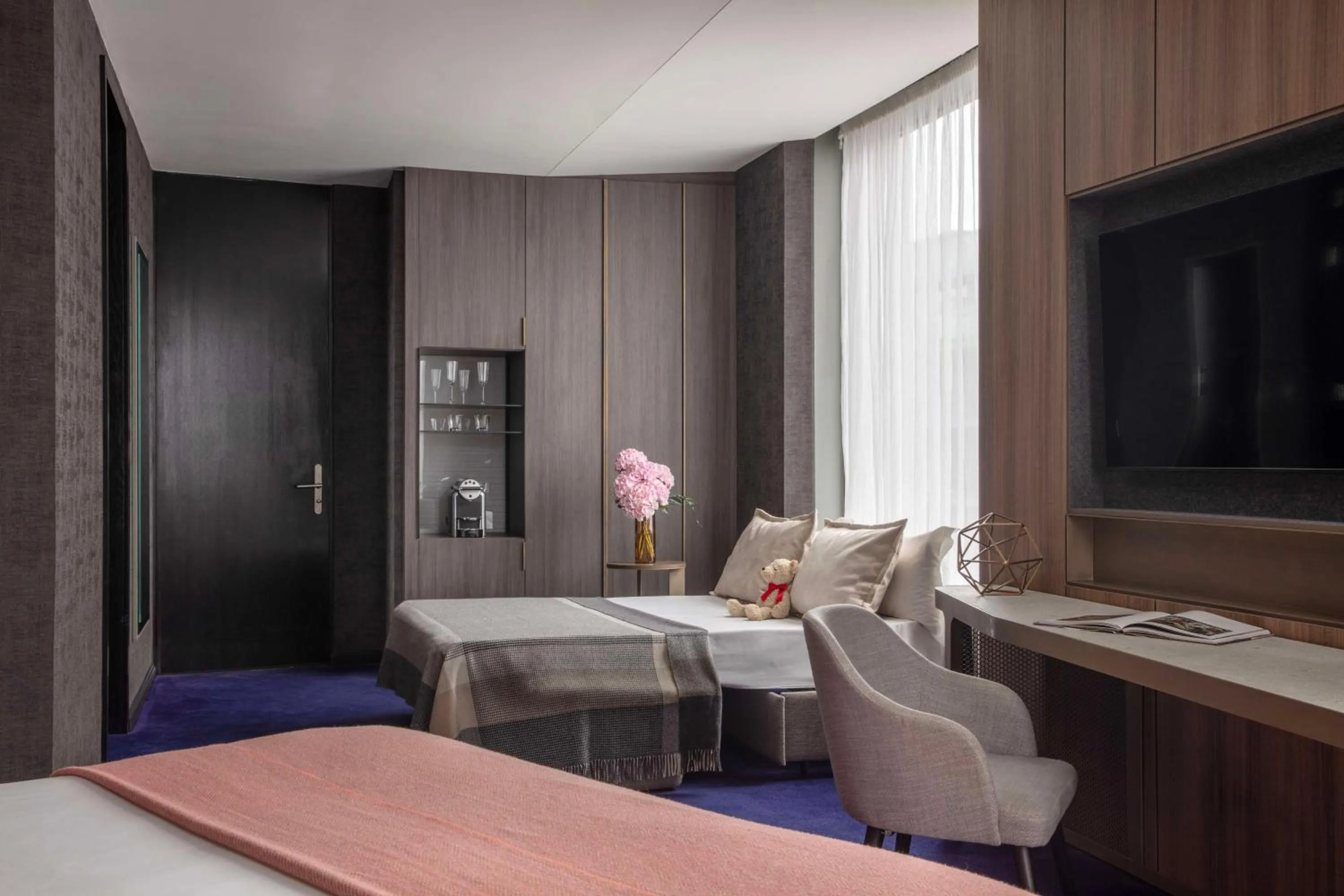 Photo of the whole room in Anantara The Marker Dublin- A Leading Hotel of the World