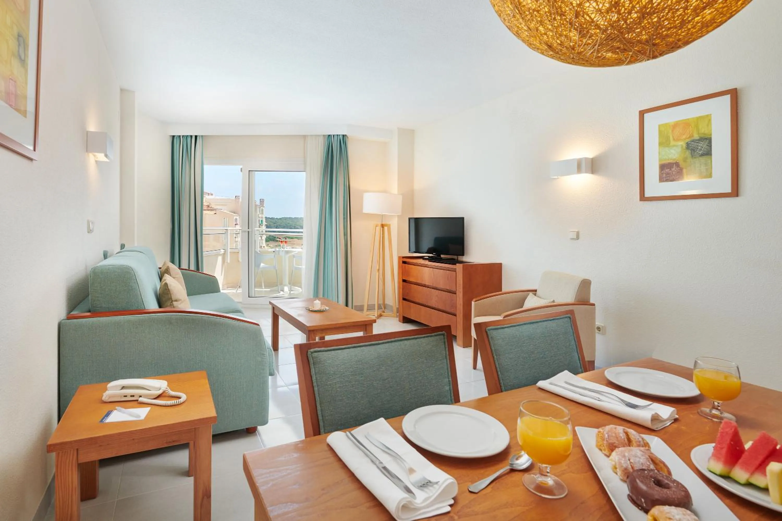 TV and multimedia in Hipotels Coma Gran