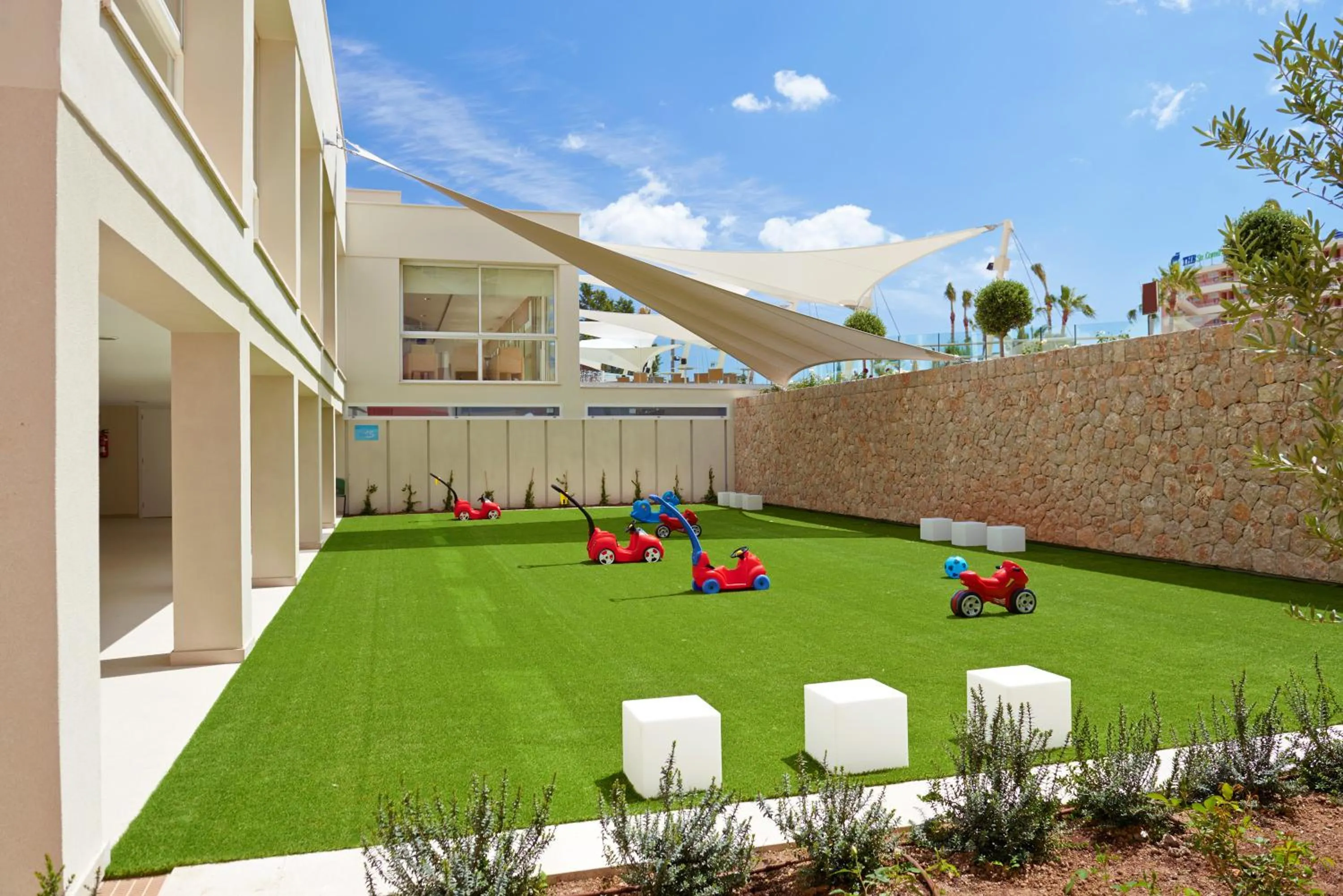 Children play ground in Hipotels Coma Gran