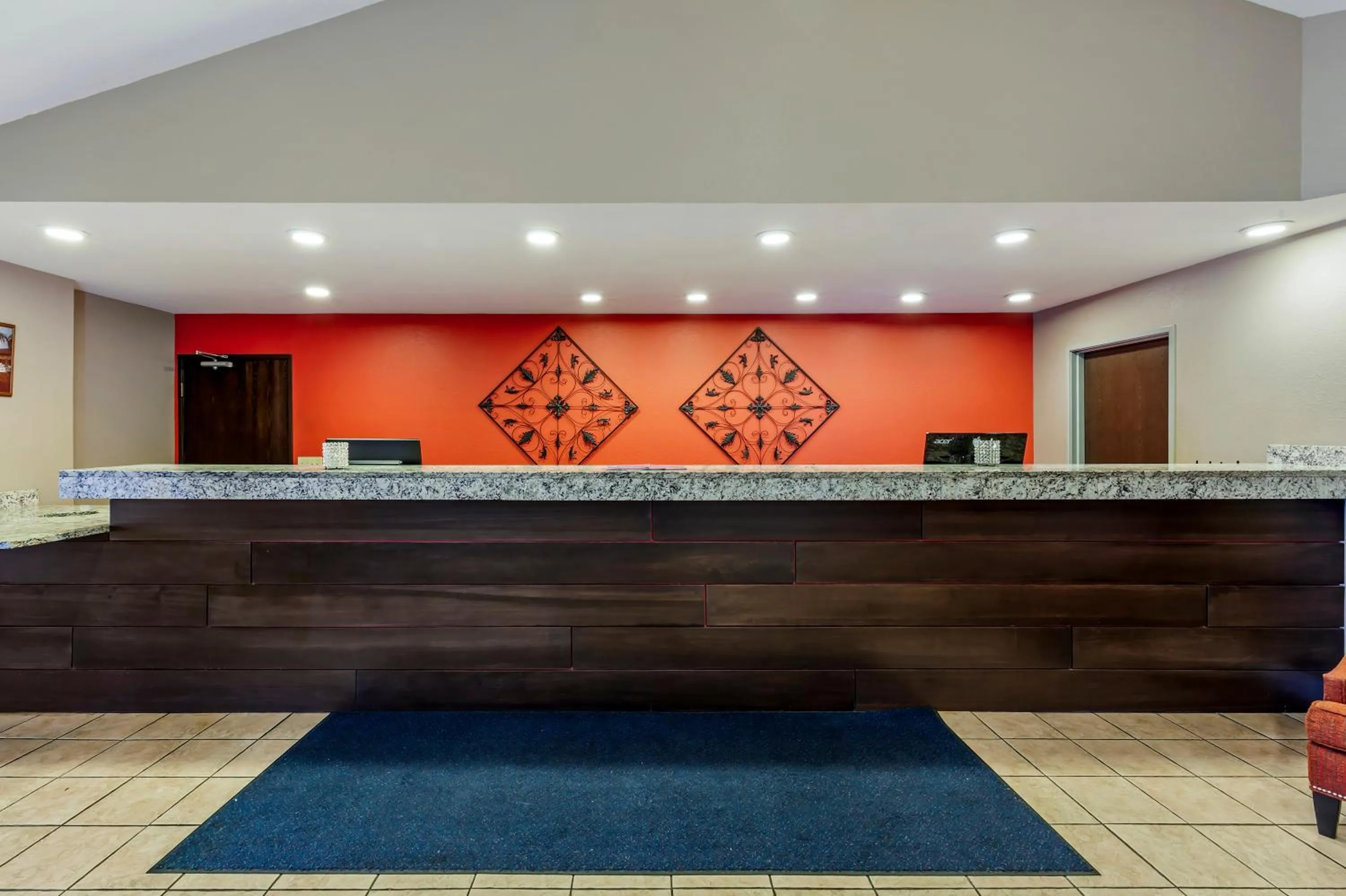 Lobby or reception in Polynesian Hotel & Suites