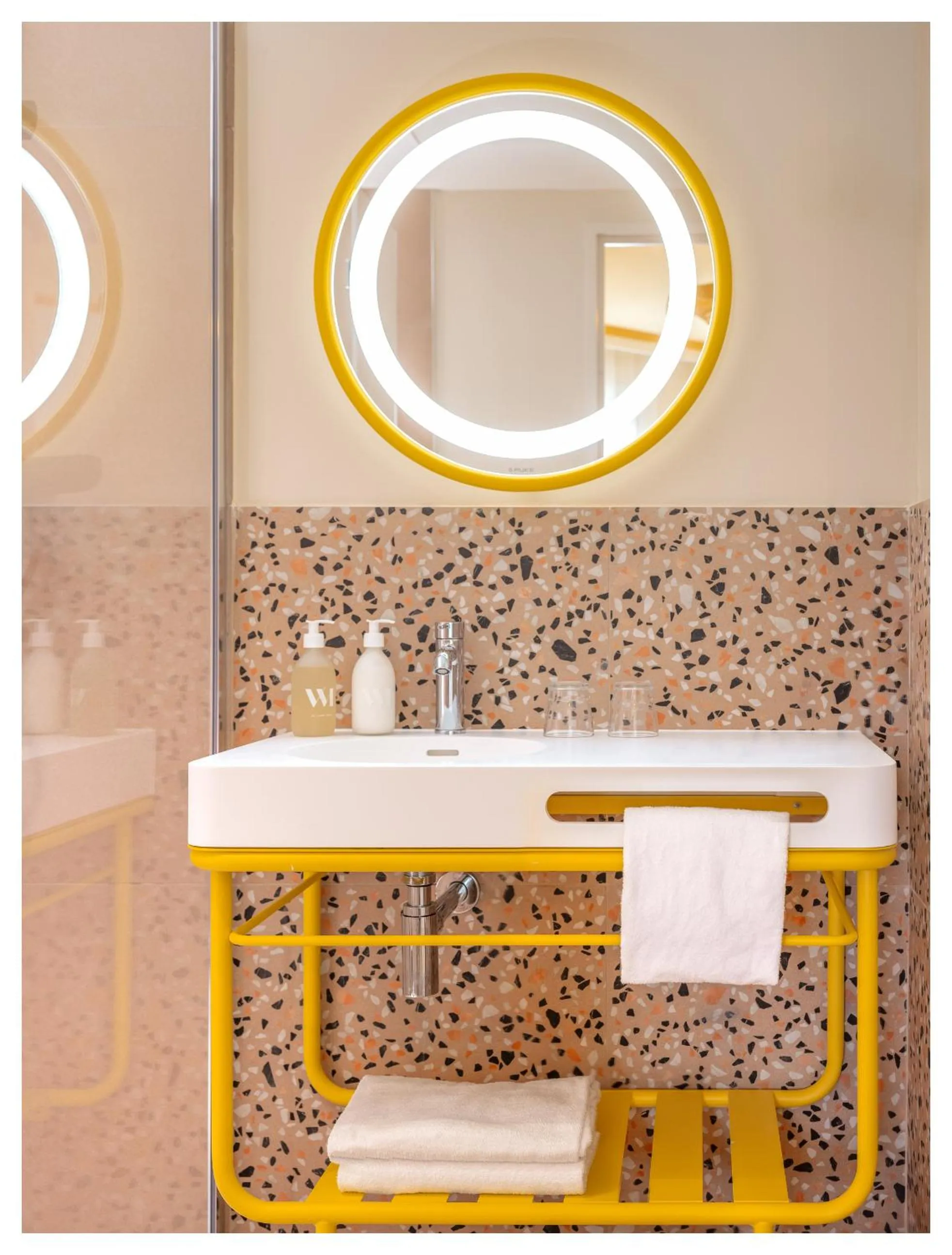 Bathroom in Nice Pam Hotel