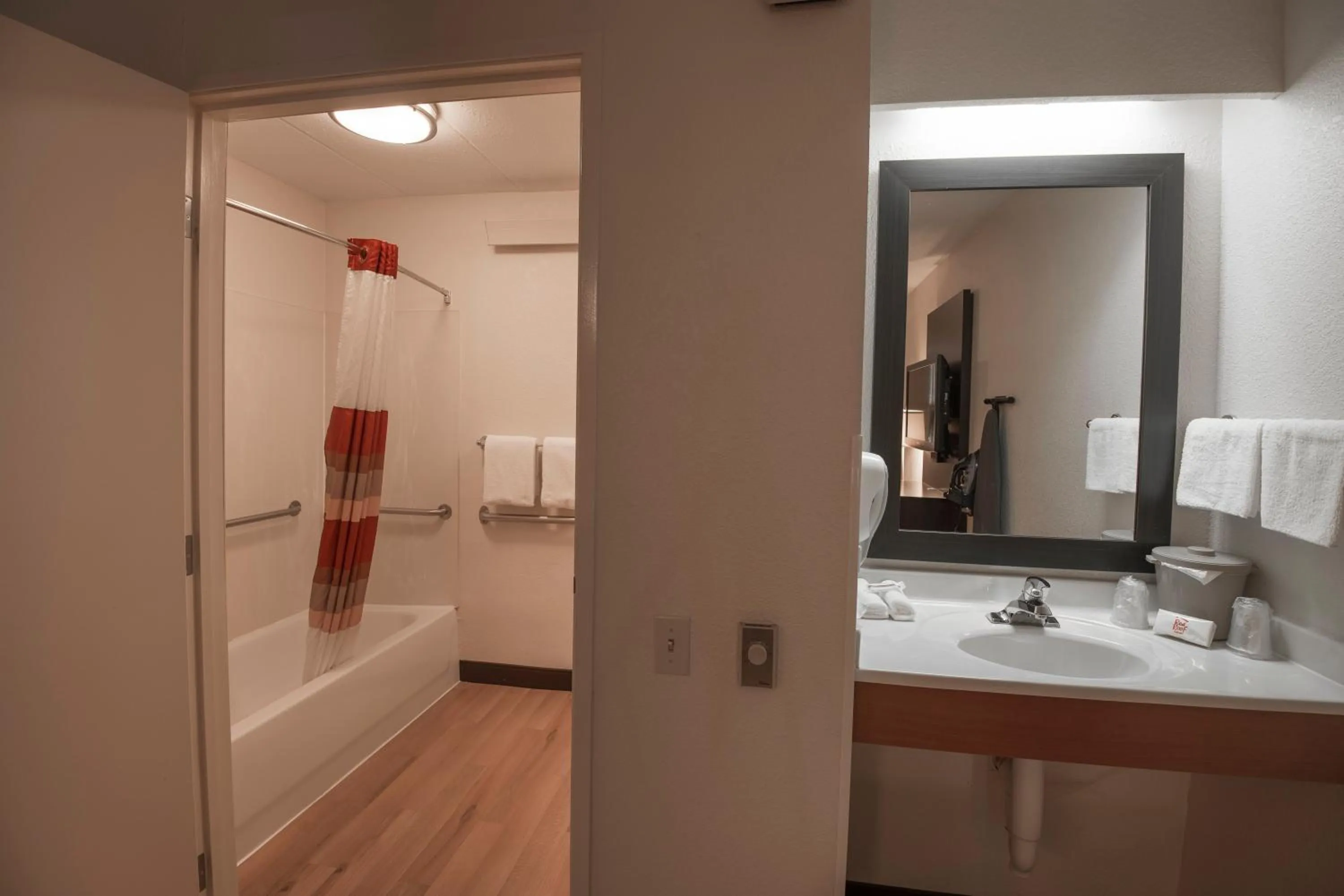 Other in Red Roof Inn PLUS+ Chicago - Willowbrook