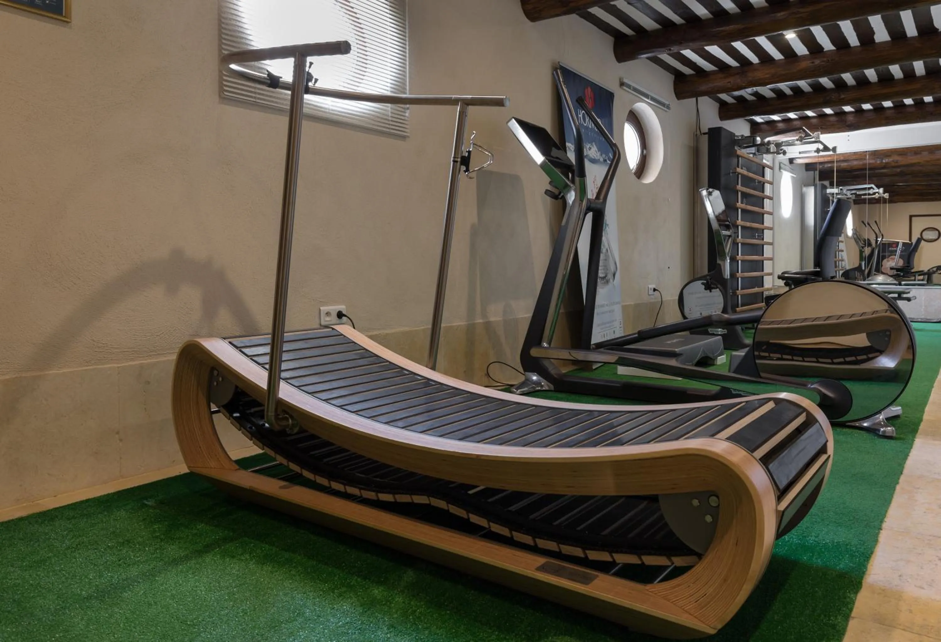 Fitness centre/facilities in Auberge de Cassagne & Spa