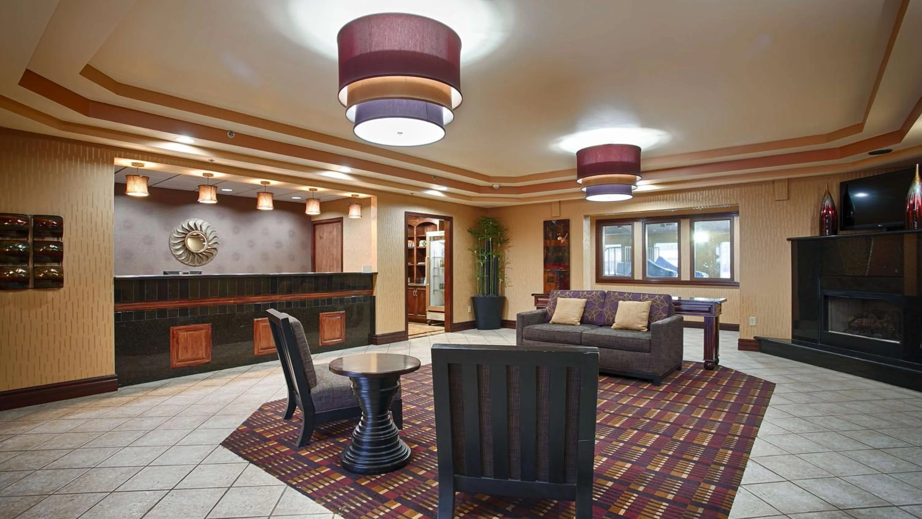 Lobby or reception in Best Western Plus Midwest Inn & Suites
