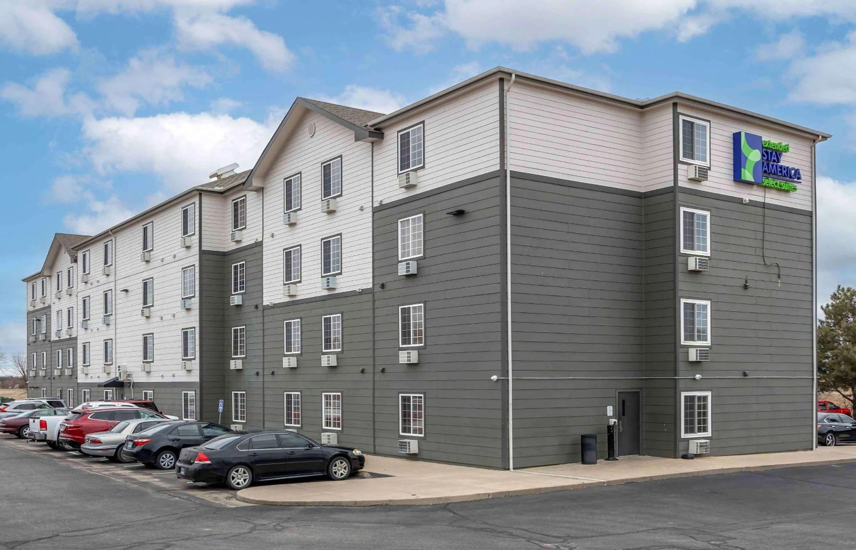 Property building in Extended Stay America Select Suites - Wichita - North