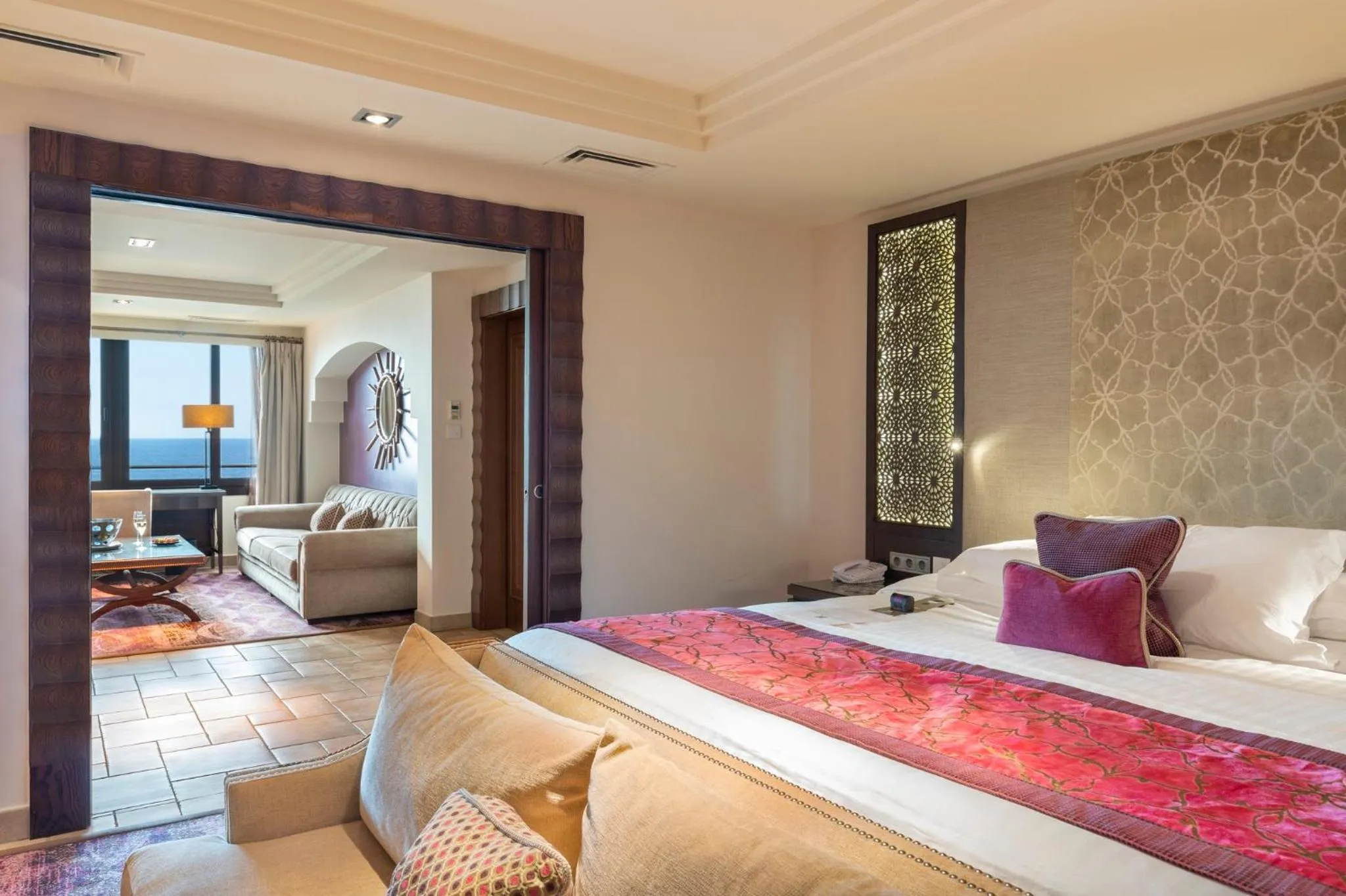 Photo of the whole room, Bed in Tiara Miramar Beach Resort