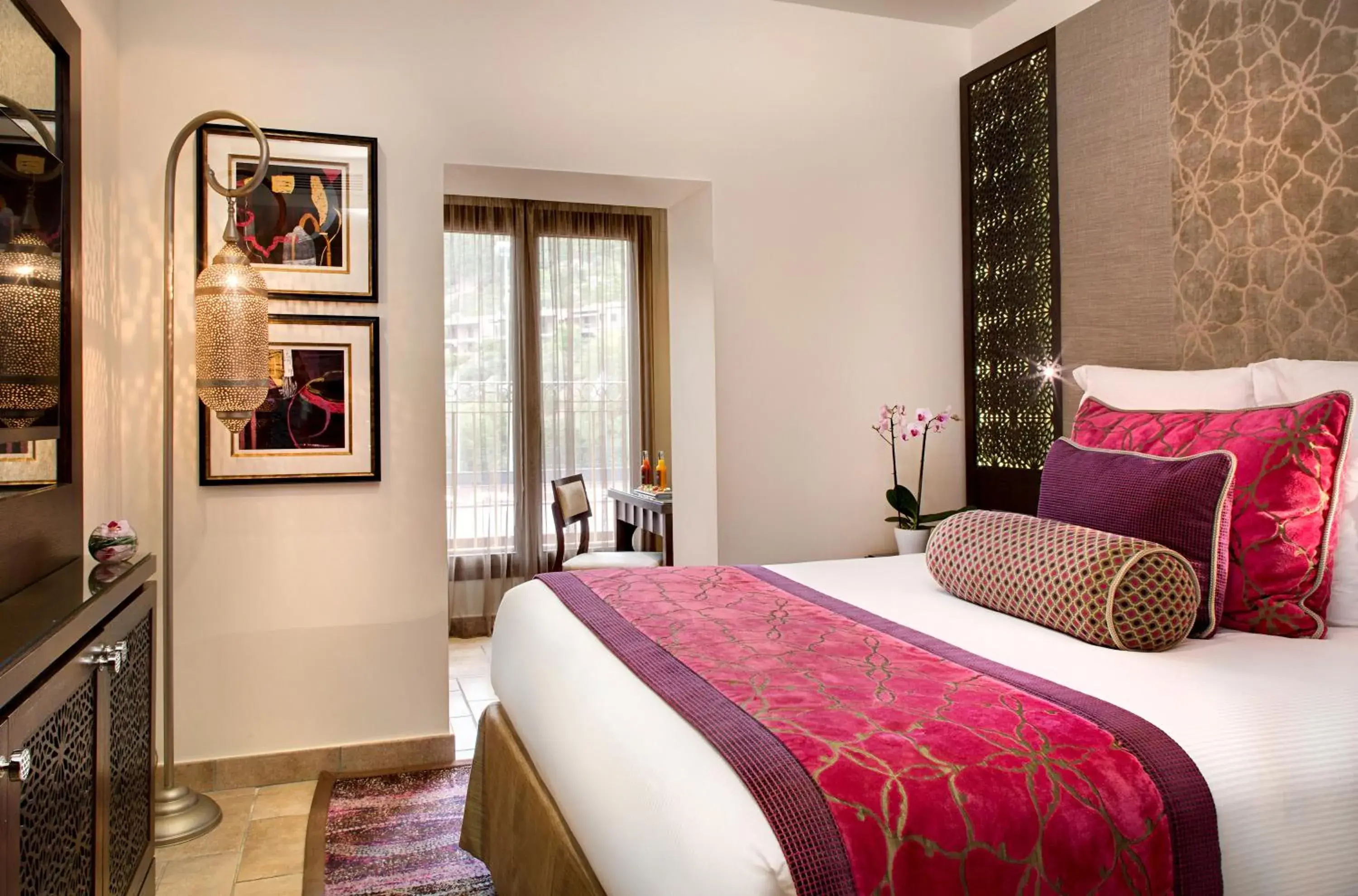 Double Room with Free Private Beach Access in Tiara Miramar Beach Resort Double Room with Free Private Beach Access in Tiara Miramar Beach Resort