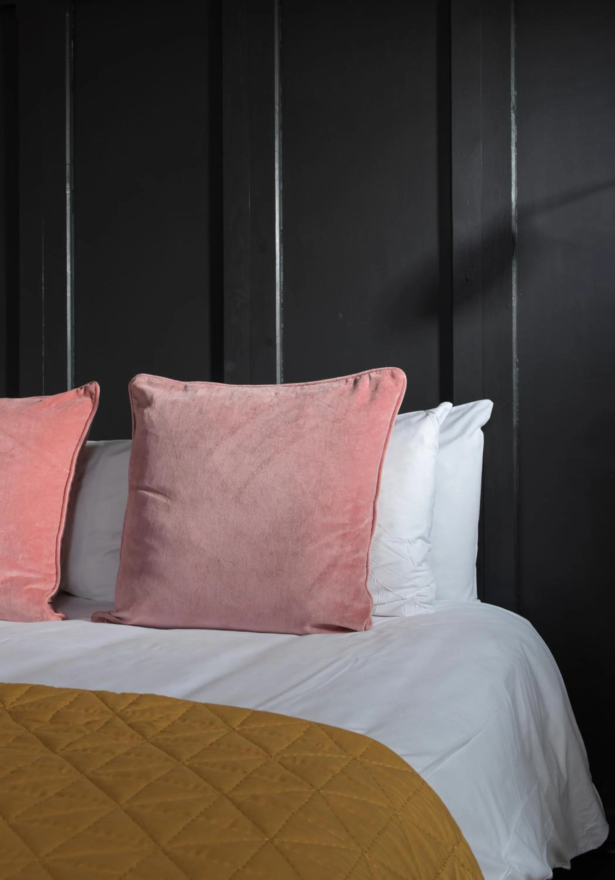 Bedroom, Bed in Hy Lytham St Anne's