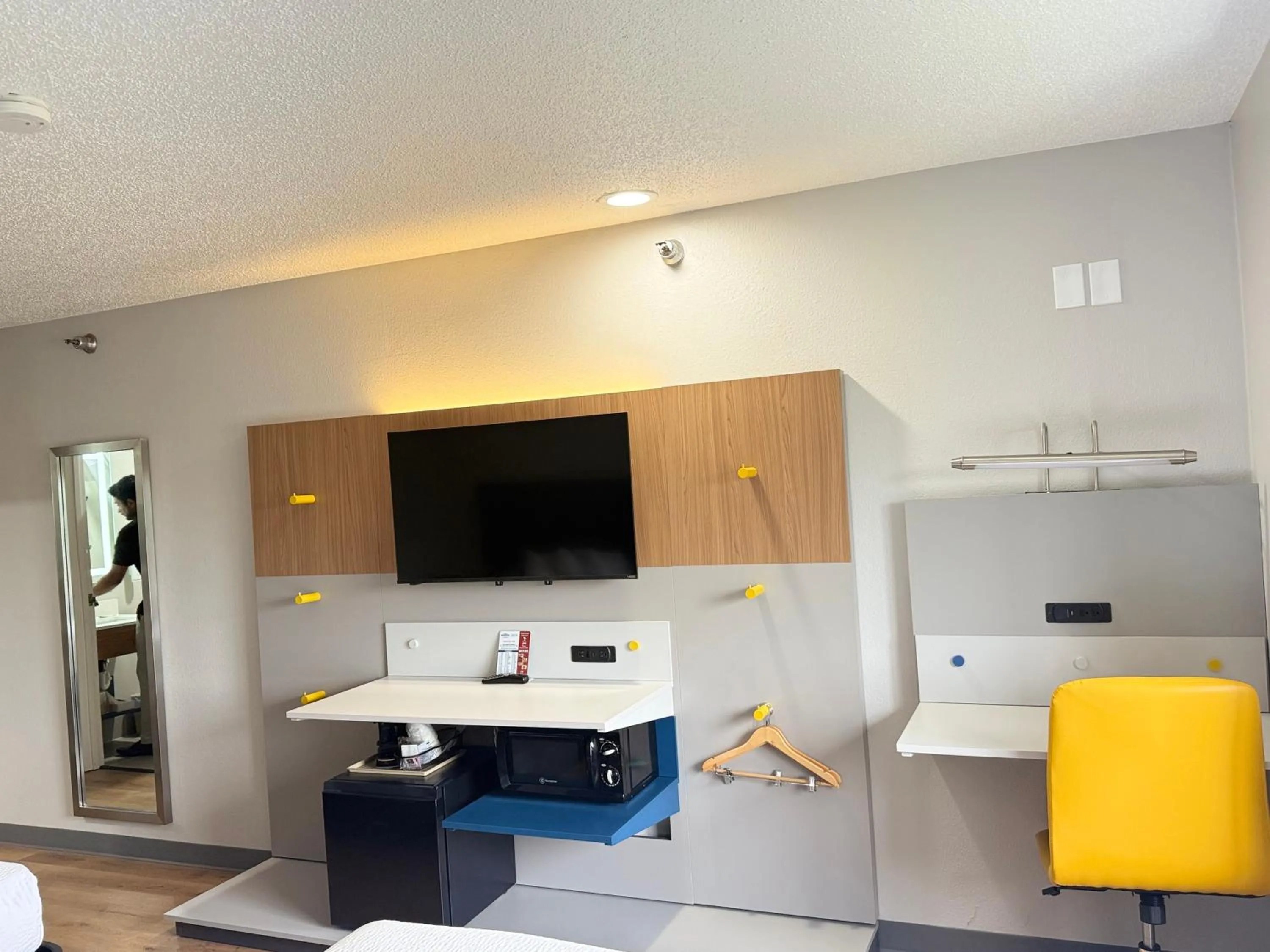 Microtel Inn & Suites by Wyndham Sioux Falls