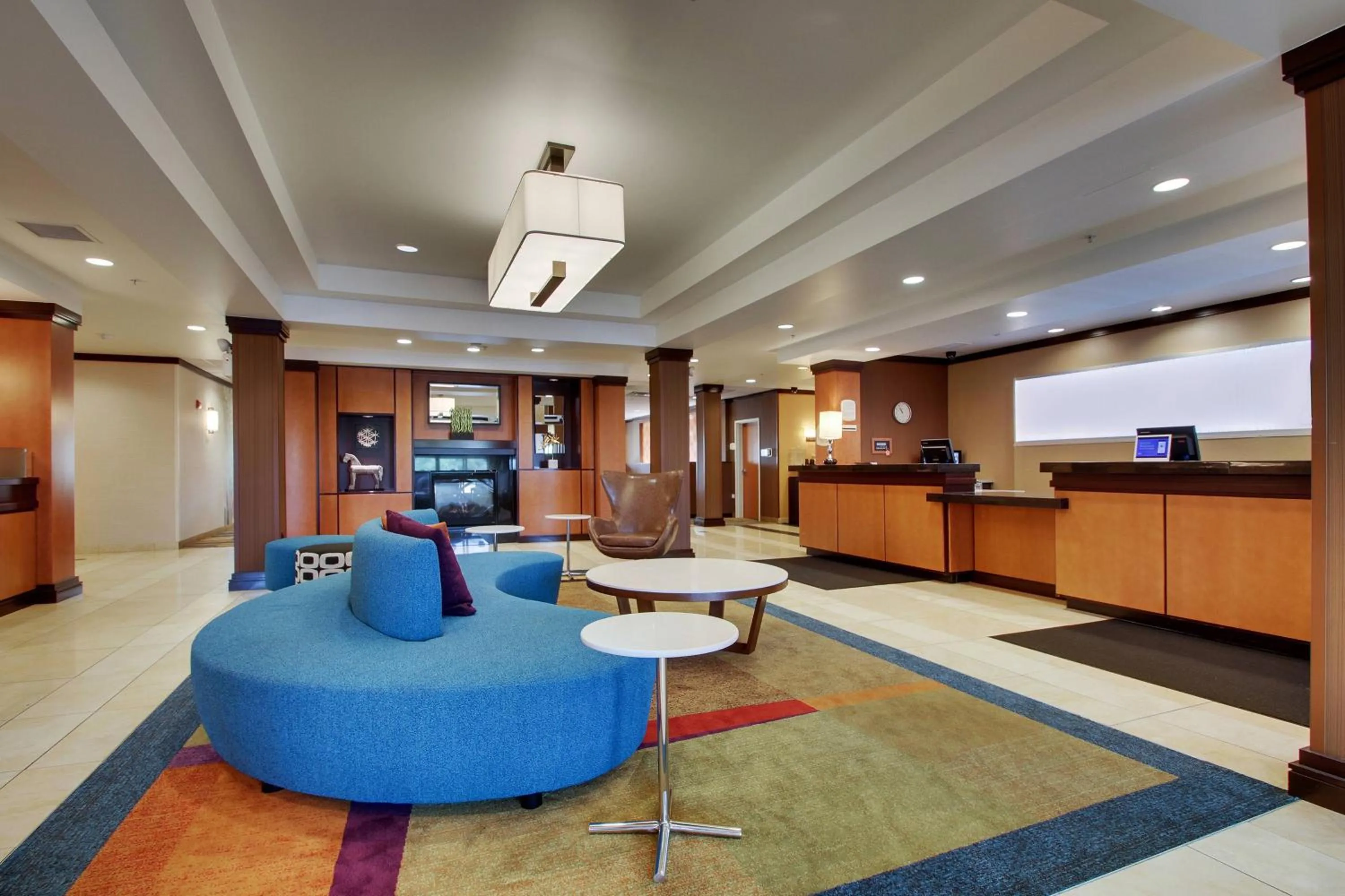 Lobby or reception in Fairfield Inn & Suites by Marriott Ottawa Starved Rock Area