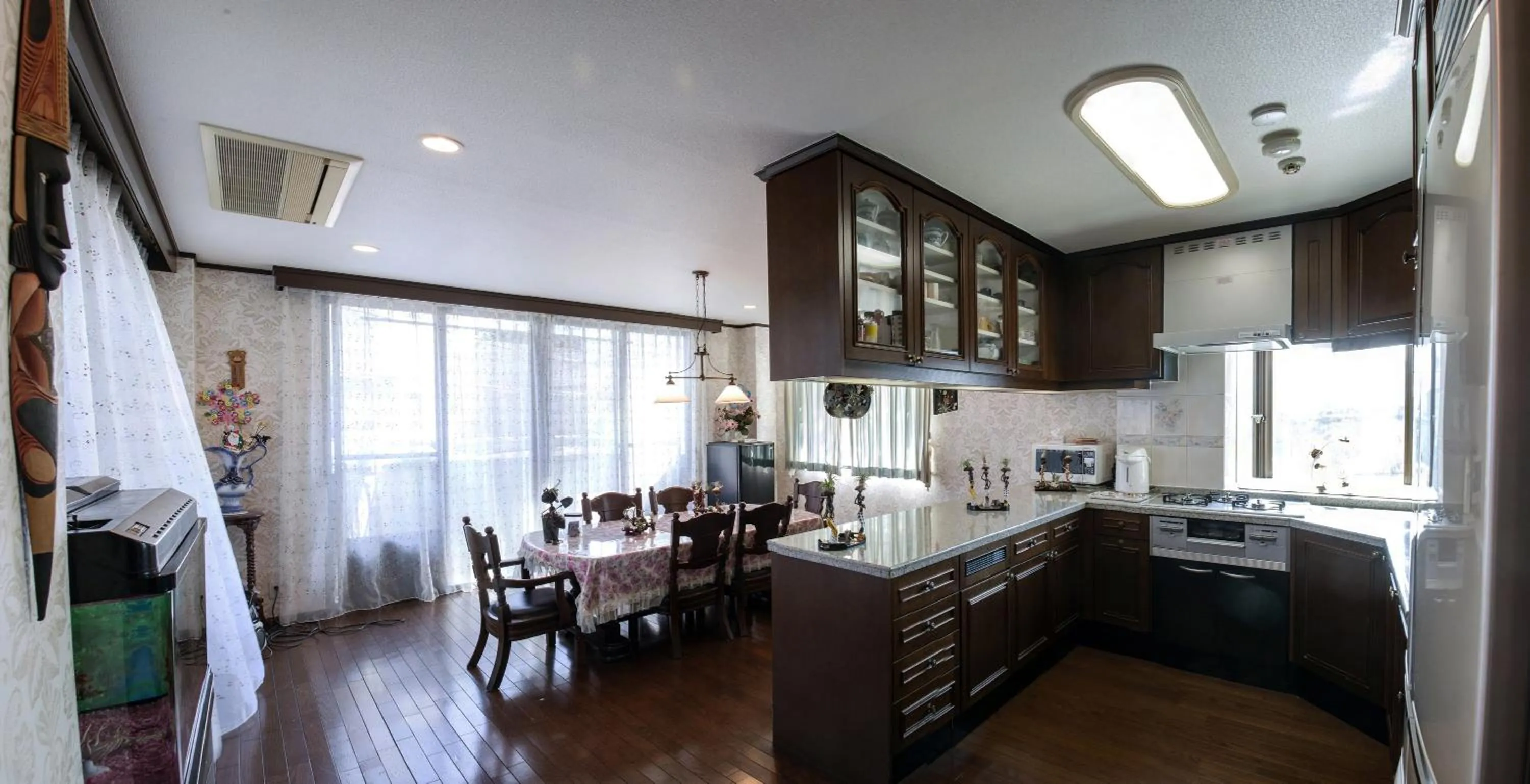 Restaurant/places to eat in Nakagawa's Cozy House