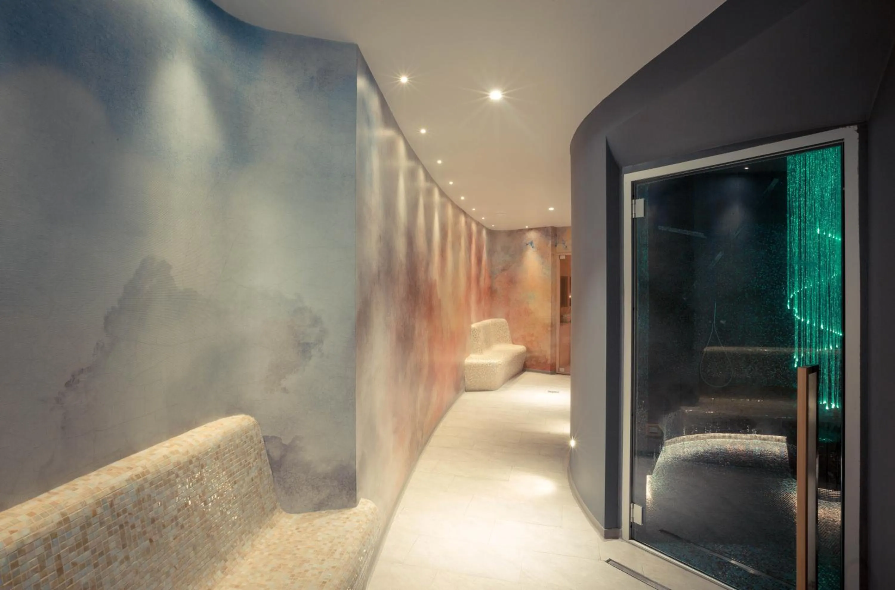 Sauna, Bed in Les Terrasses d'Eze - Hôtel & Spa