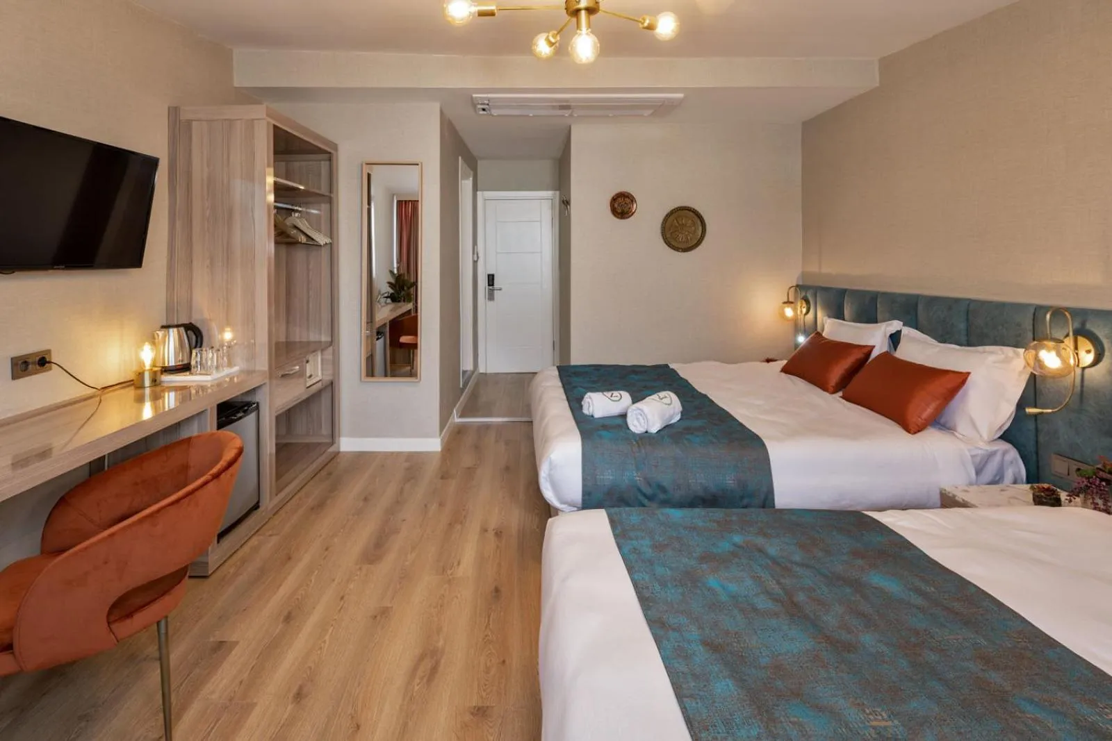 Photo of the whole room, Bed in Nika otel & cafe