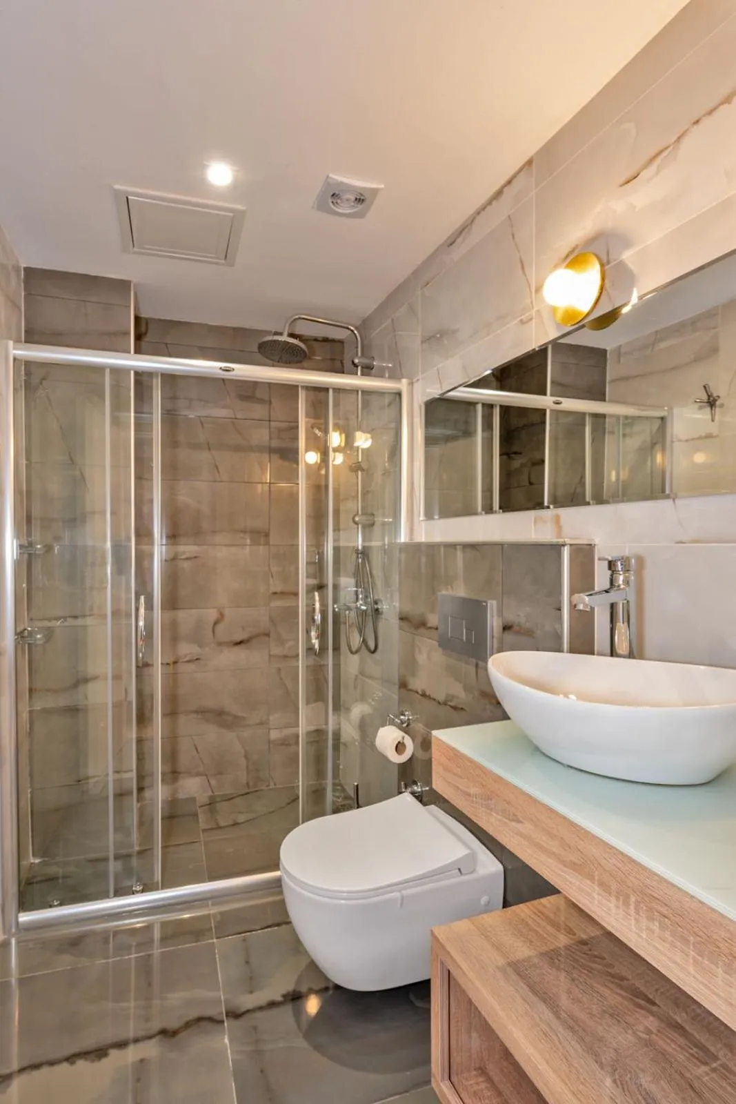 Shower in Nika otel & cafe