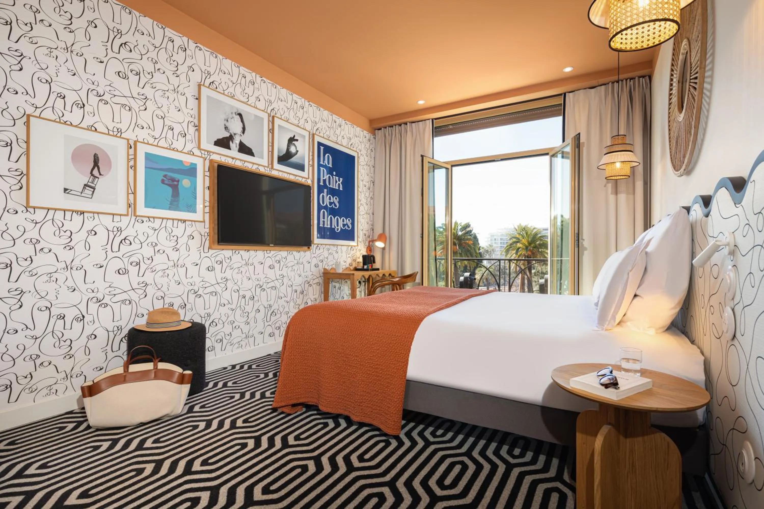 Bedroom, Bed in Albert 1er