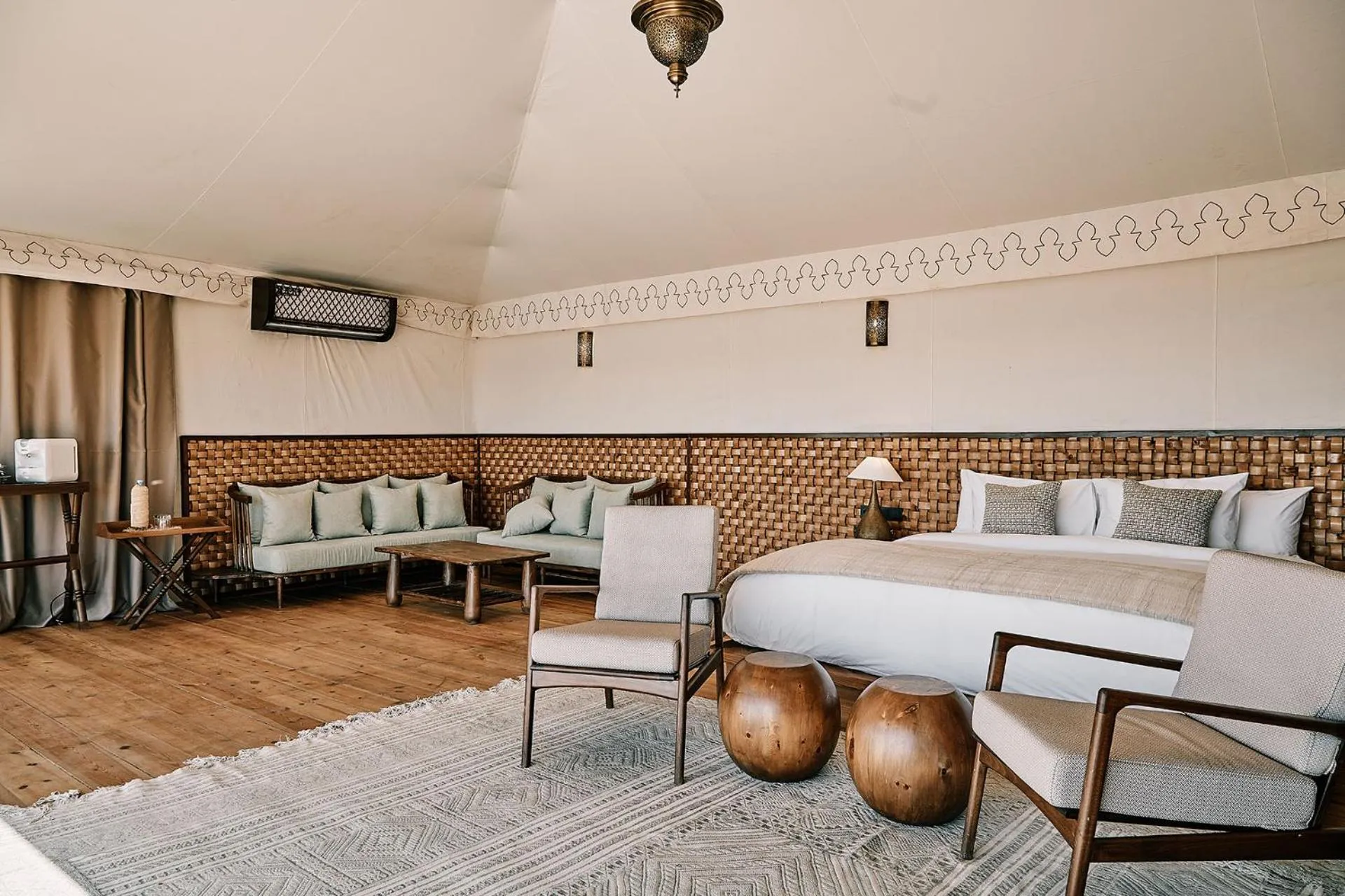 Bed in The White Camel Camp - Agafay Desert Activities