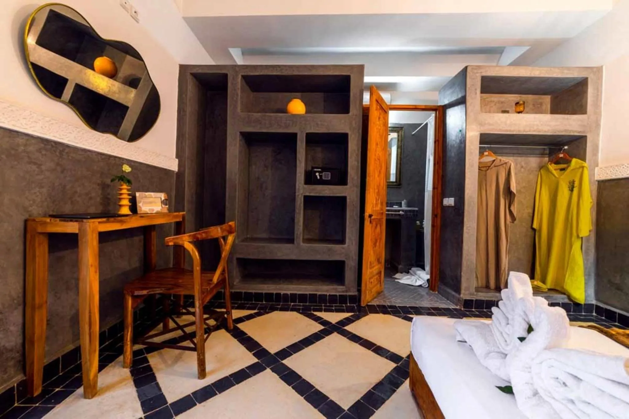 Photo of the whole room in Riad Ambre et Jasmin