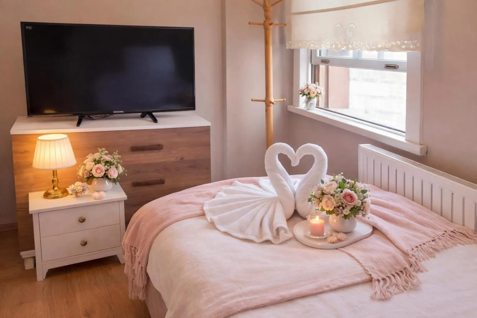 Bedroom, Bed in valide-maide hotel