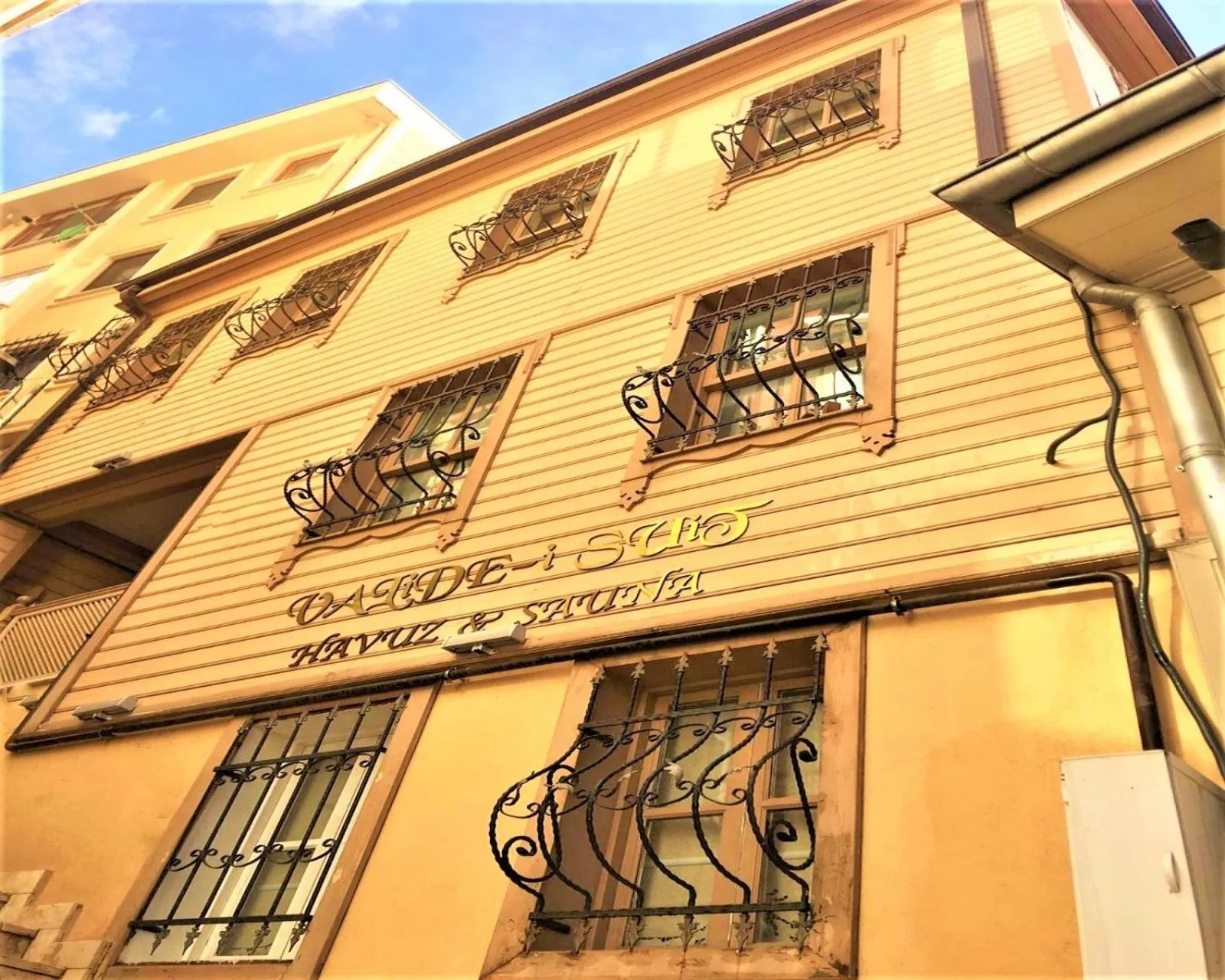 Property building in valide-maide hotel