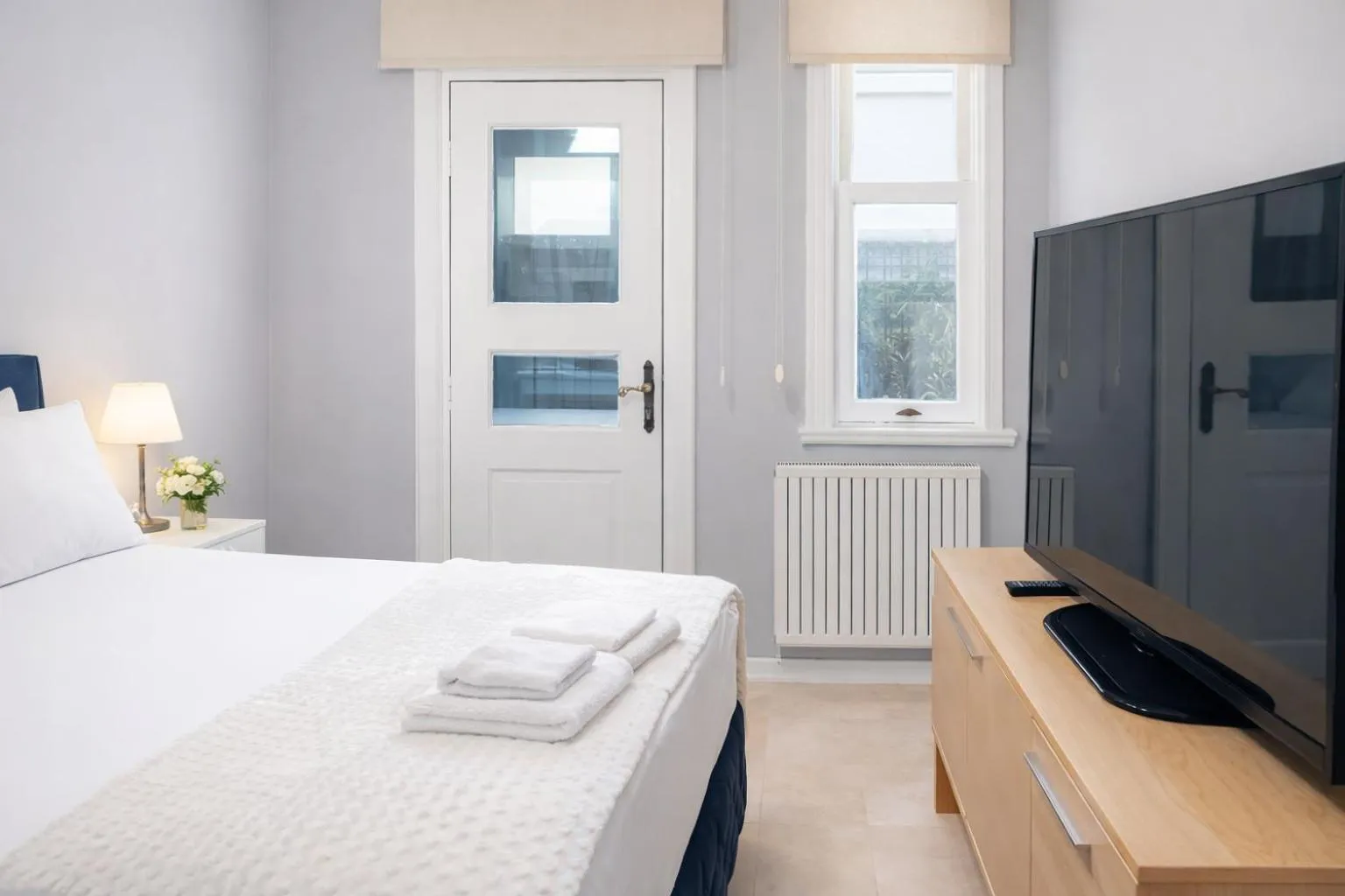 Bedroom, Bed in valide-maide hotel