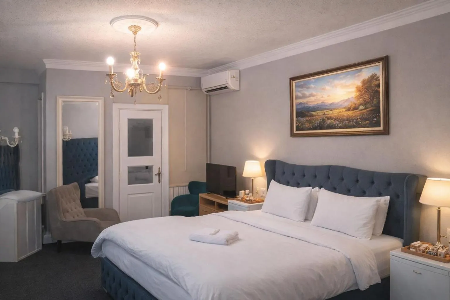 Bedroom, Bed in valide-maide hotel