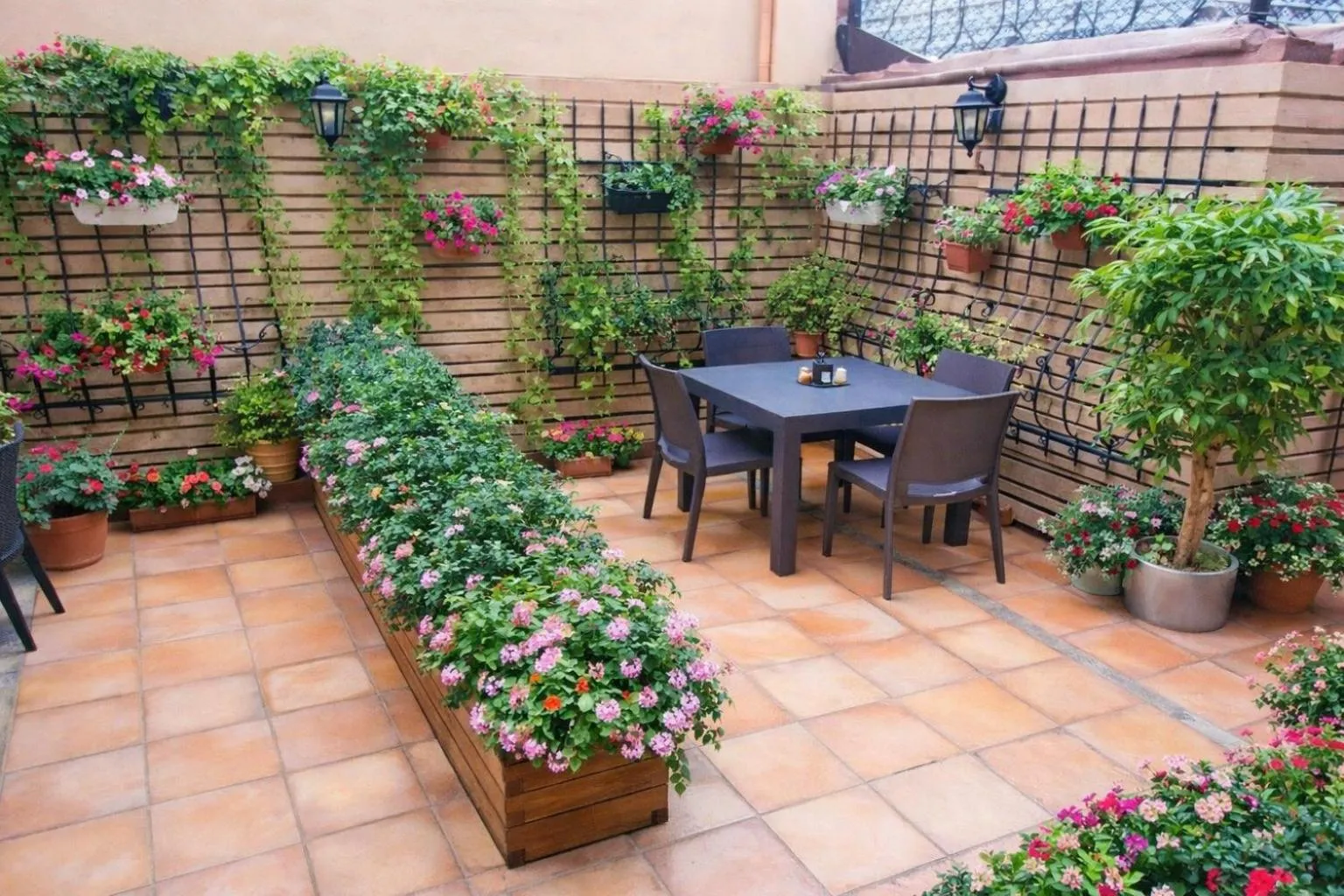 Garden in valide-maide hotel