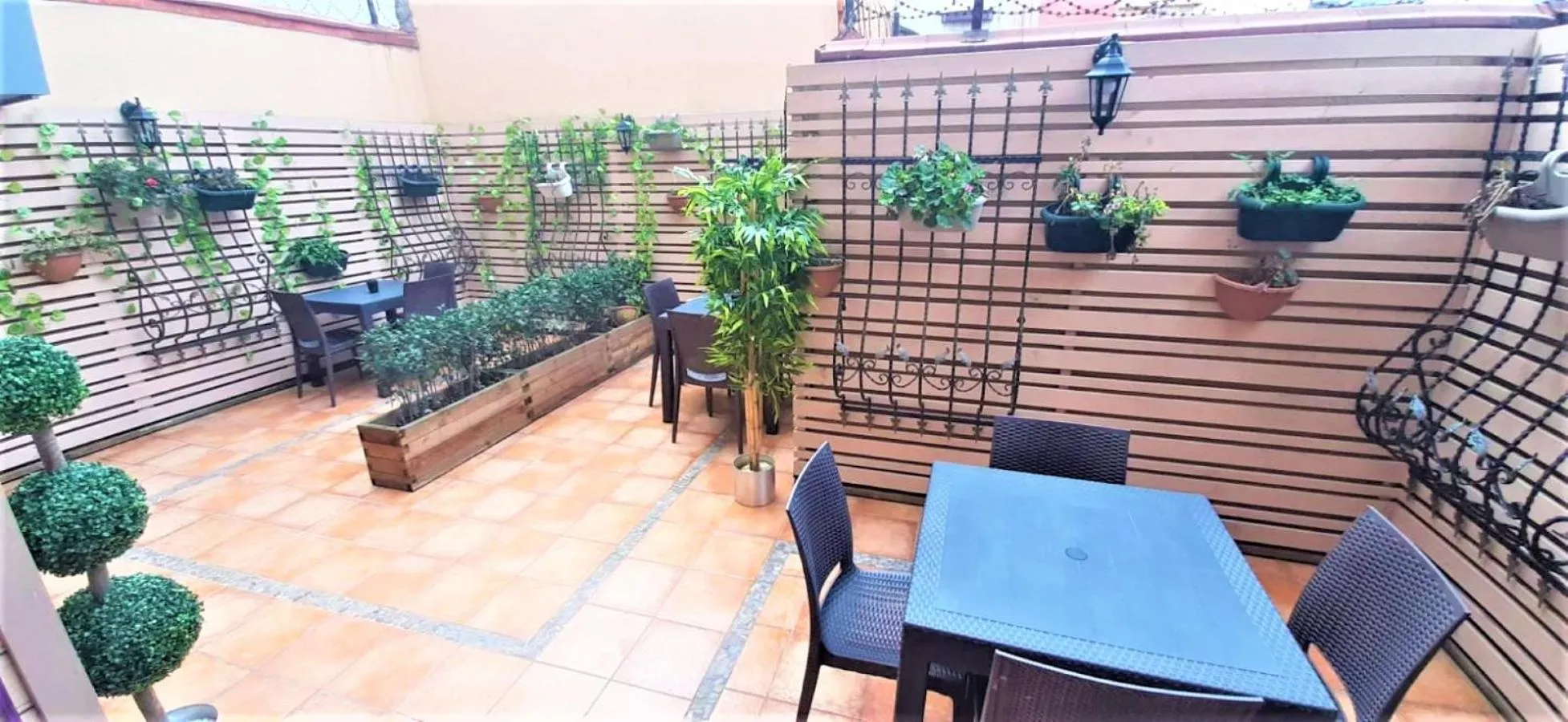 Garden in valide-maide hotel