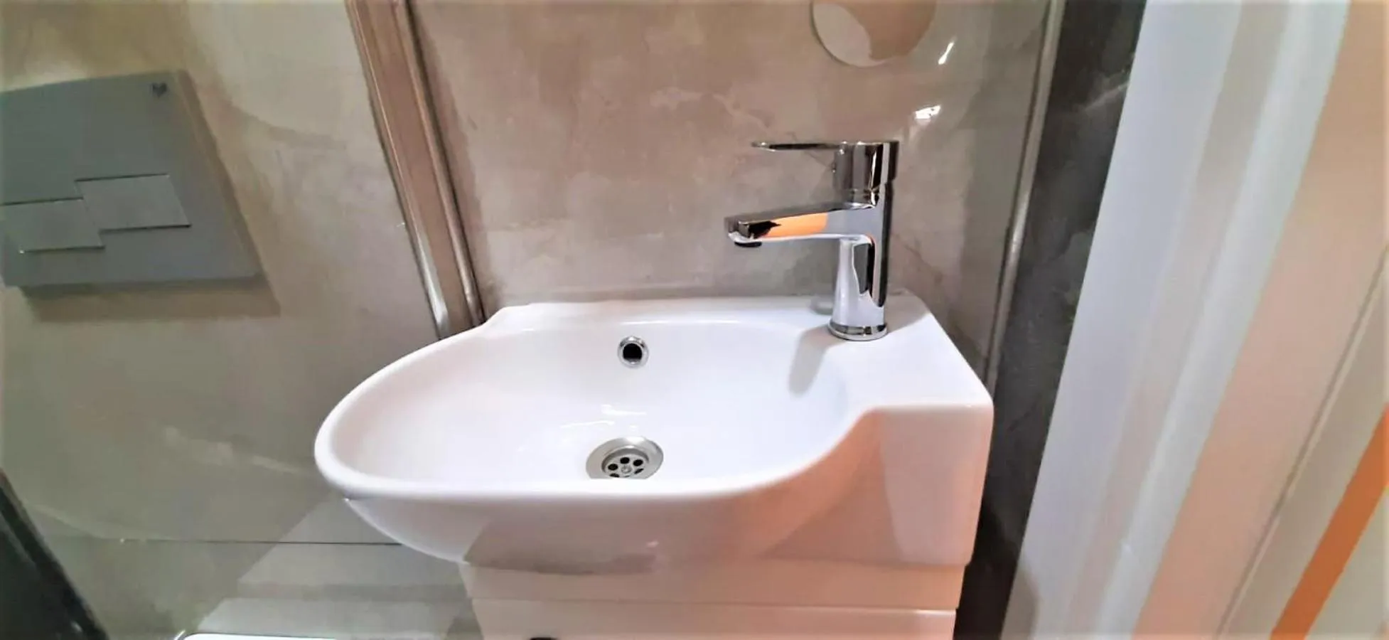 Shower in valide-maide hotel