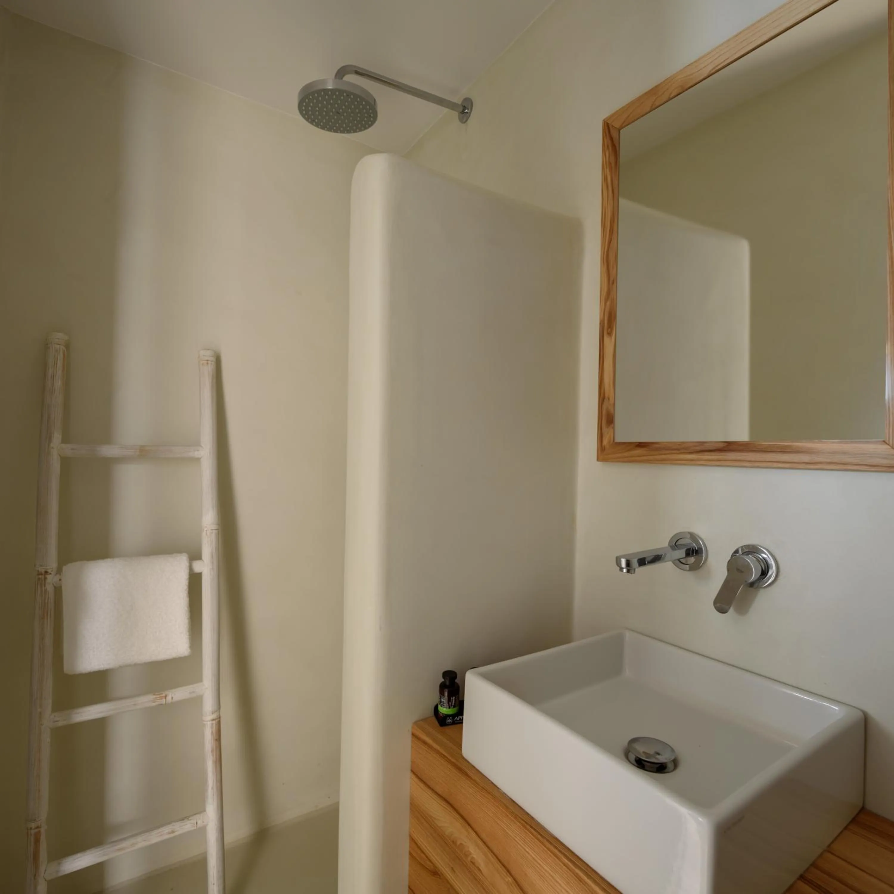 Bathroom in The Summit of Mykonos