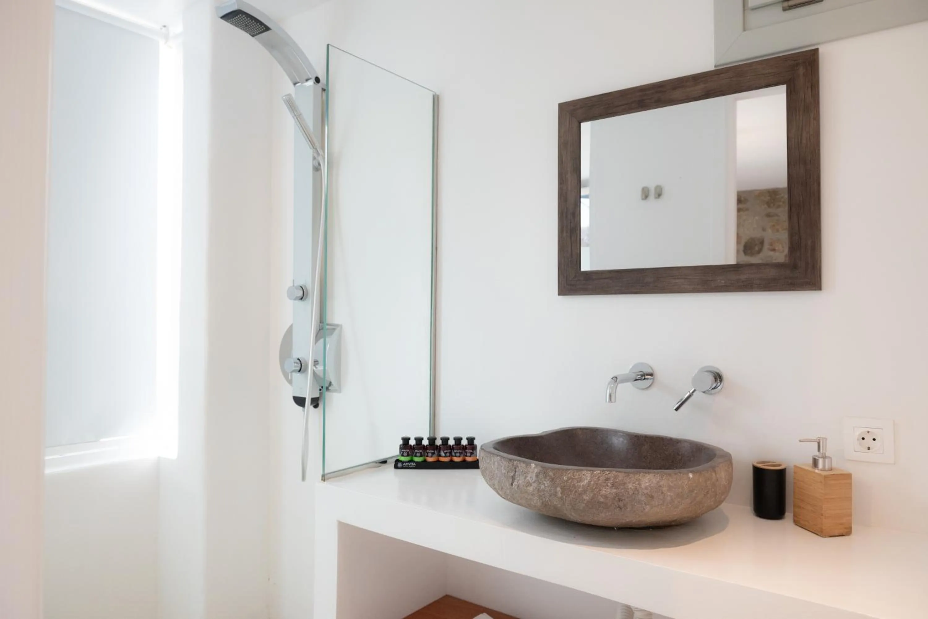 Bathroom in The Summit of Mykonos