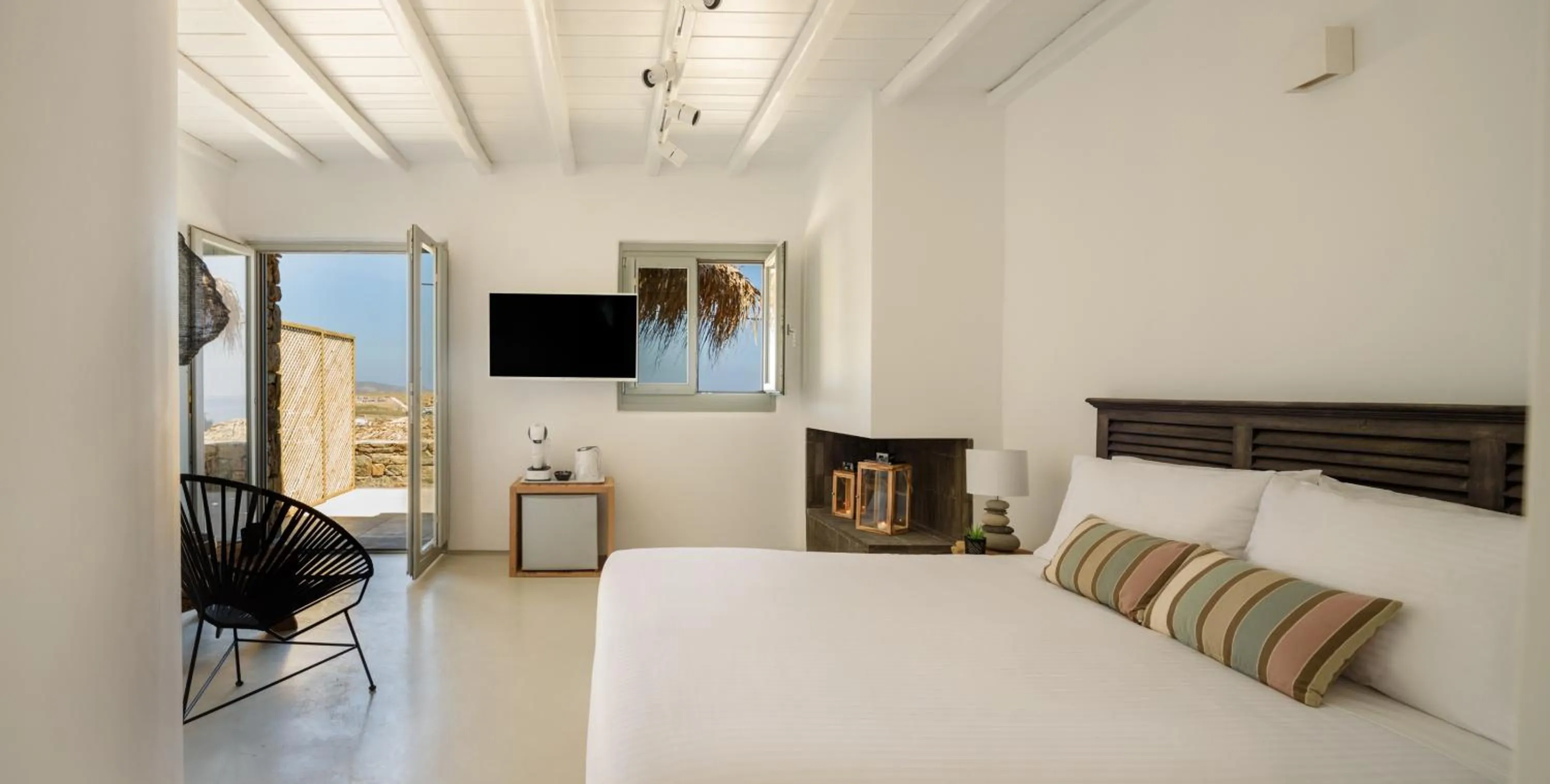 TV and multimedia, Bed in The Summit of Mykonos