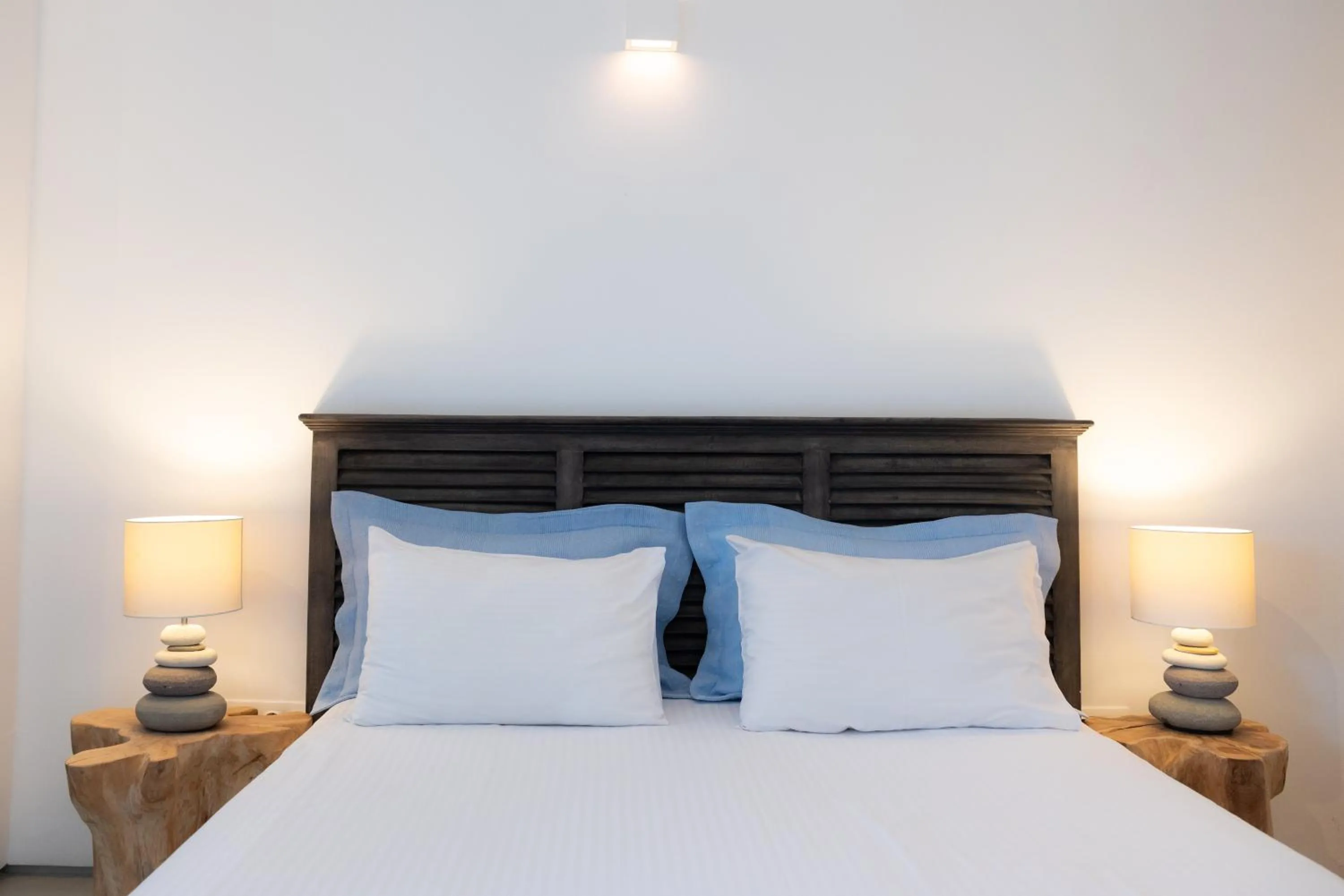 Bed in The Summit of Mykonos