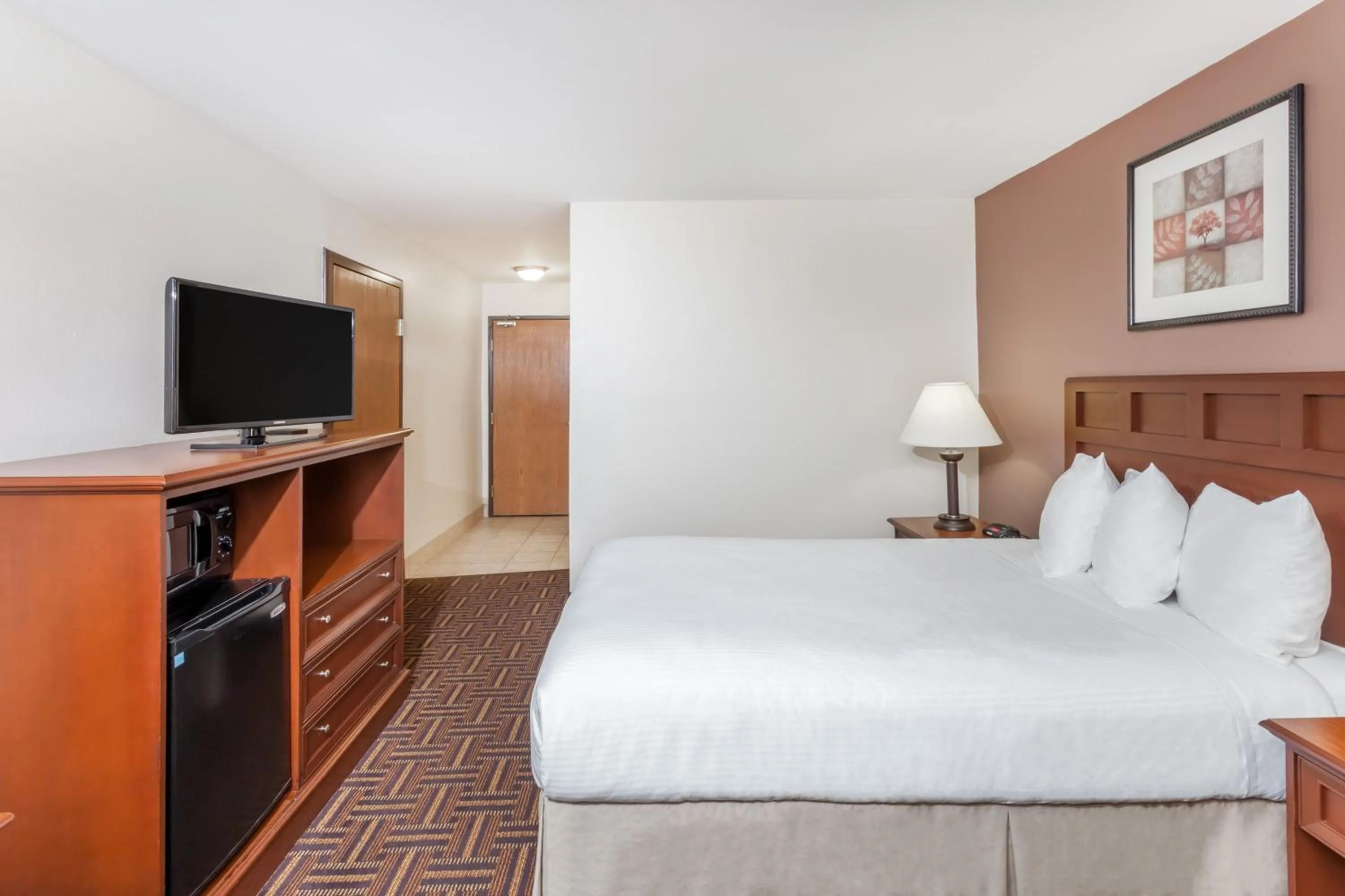 Bedroom, Bed in Baymont by Wyndham Tuscola