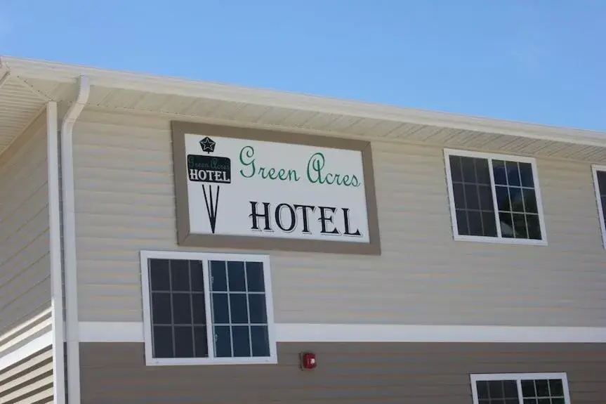 Green Acres Hotel Green Acres Hotel