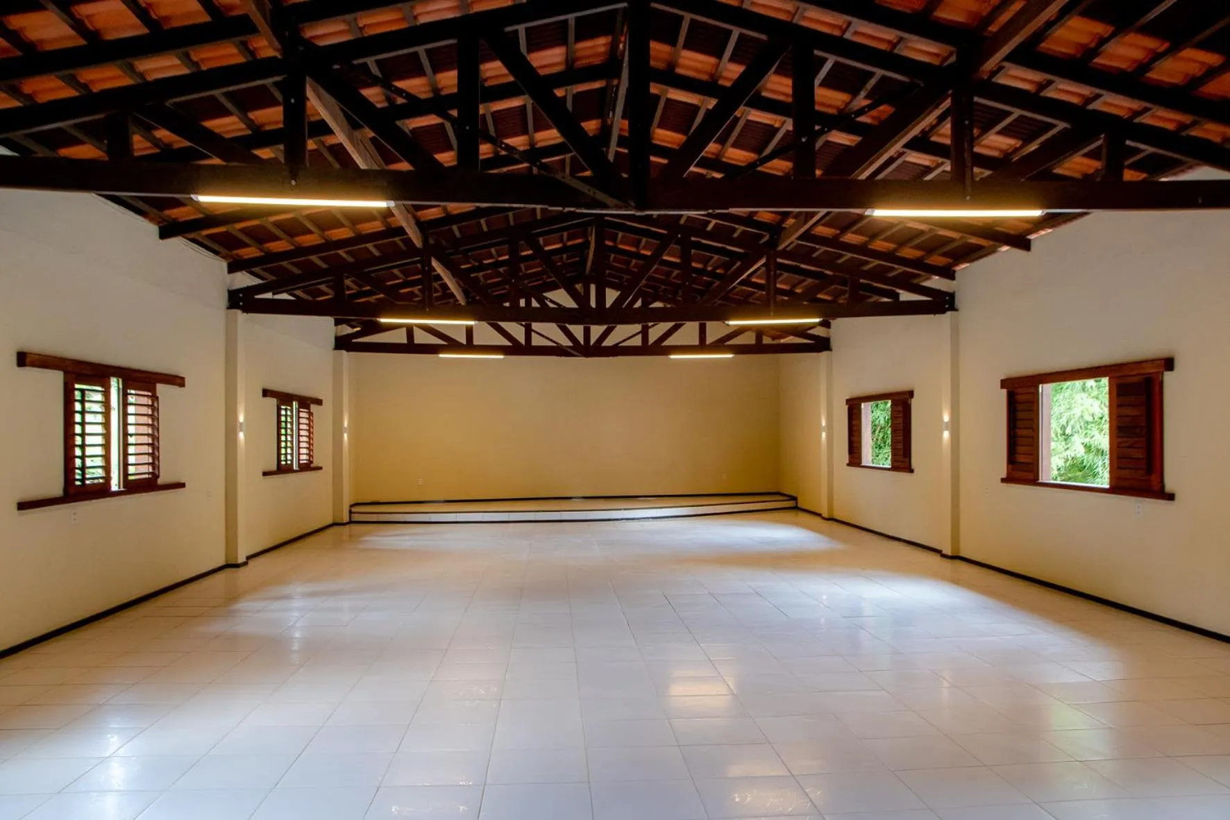 HOTEL CANTINHO DAS FLORES