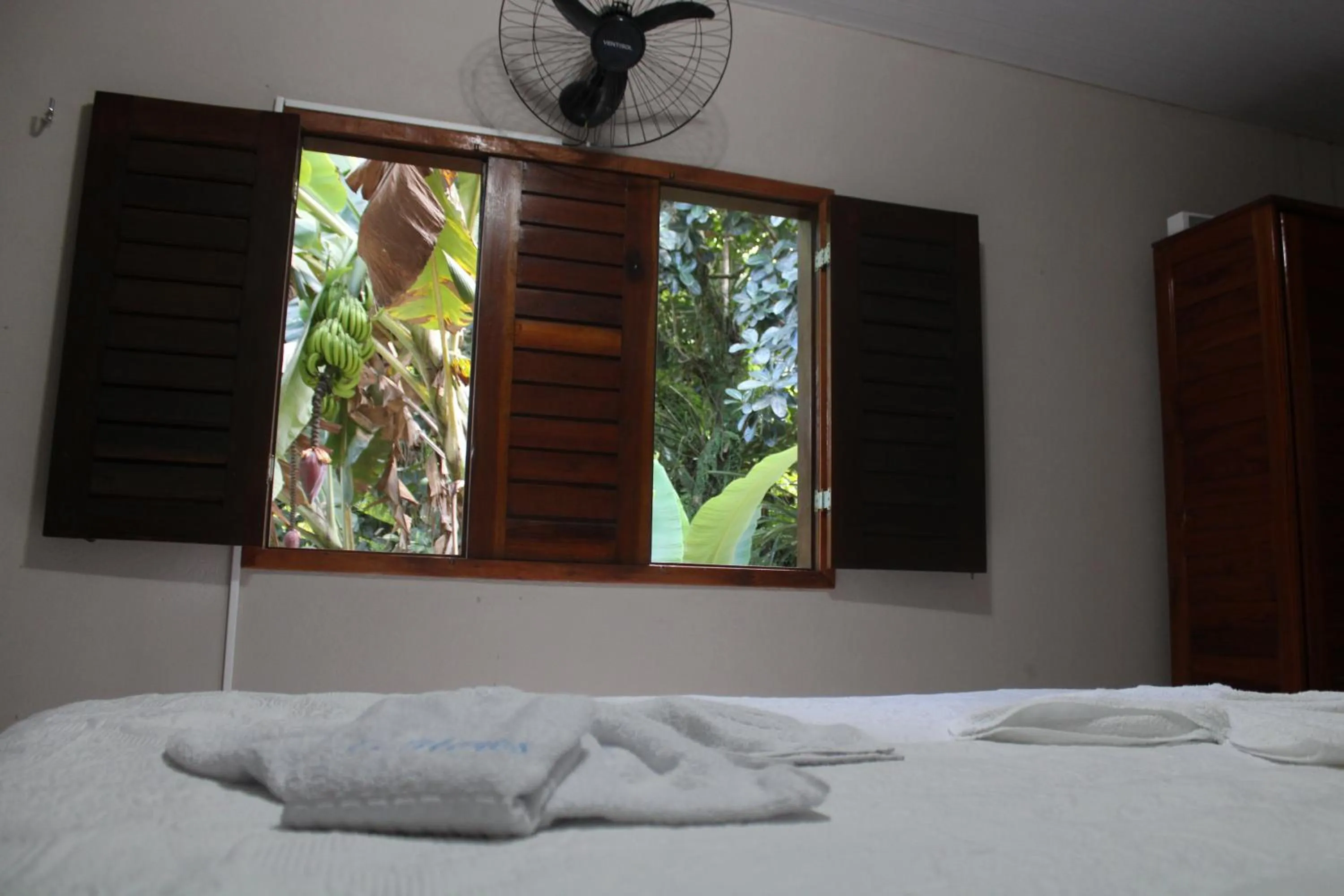 Bed in HOTEL CANTINHO DAS FLORES