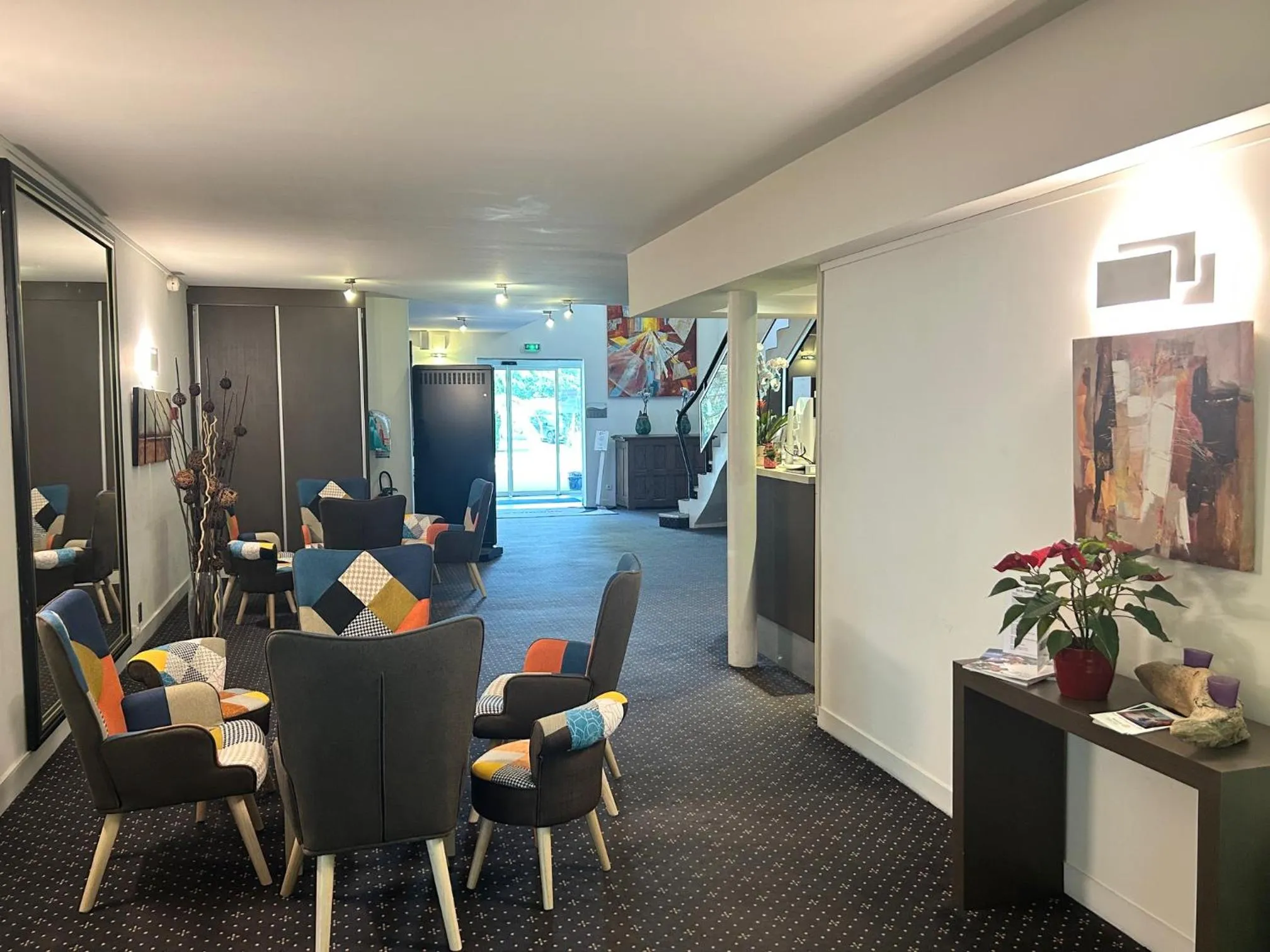 Living room in La Berteliere, The Originals Relais