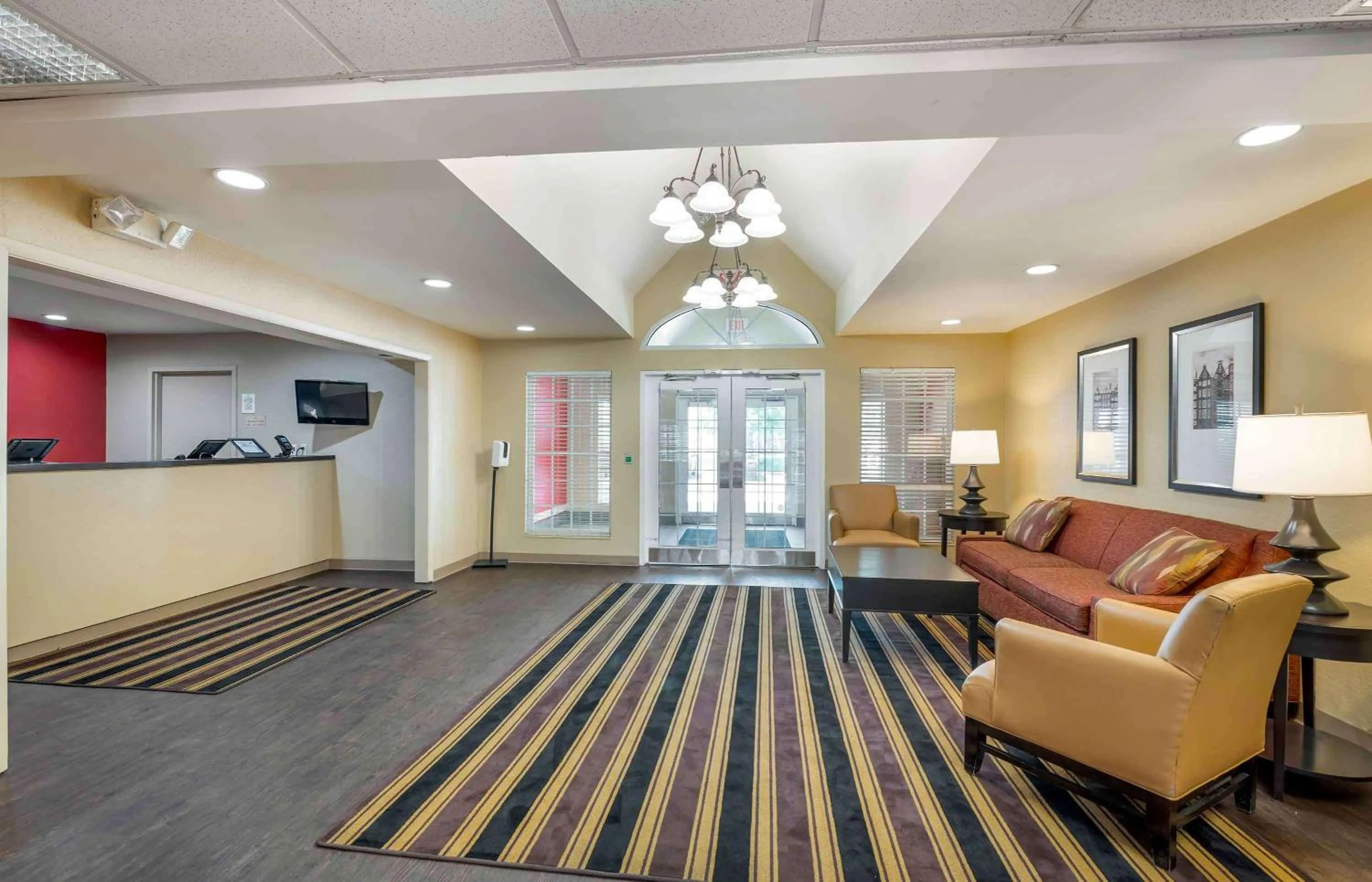 Lobby or reception in Extended Stay America Suites - Indianapolis - West 86th St