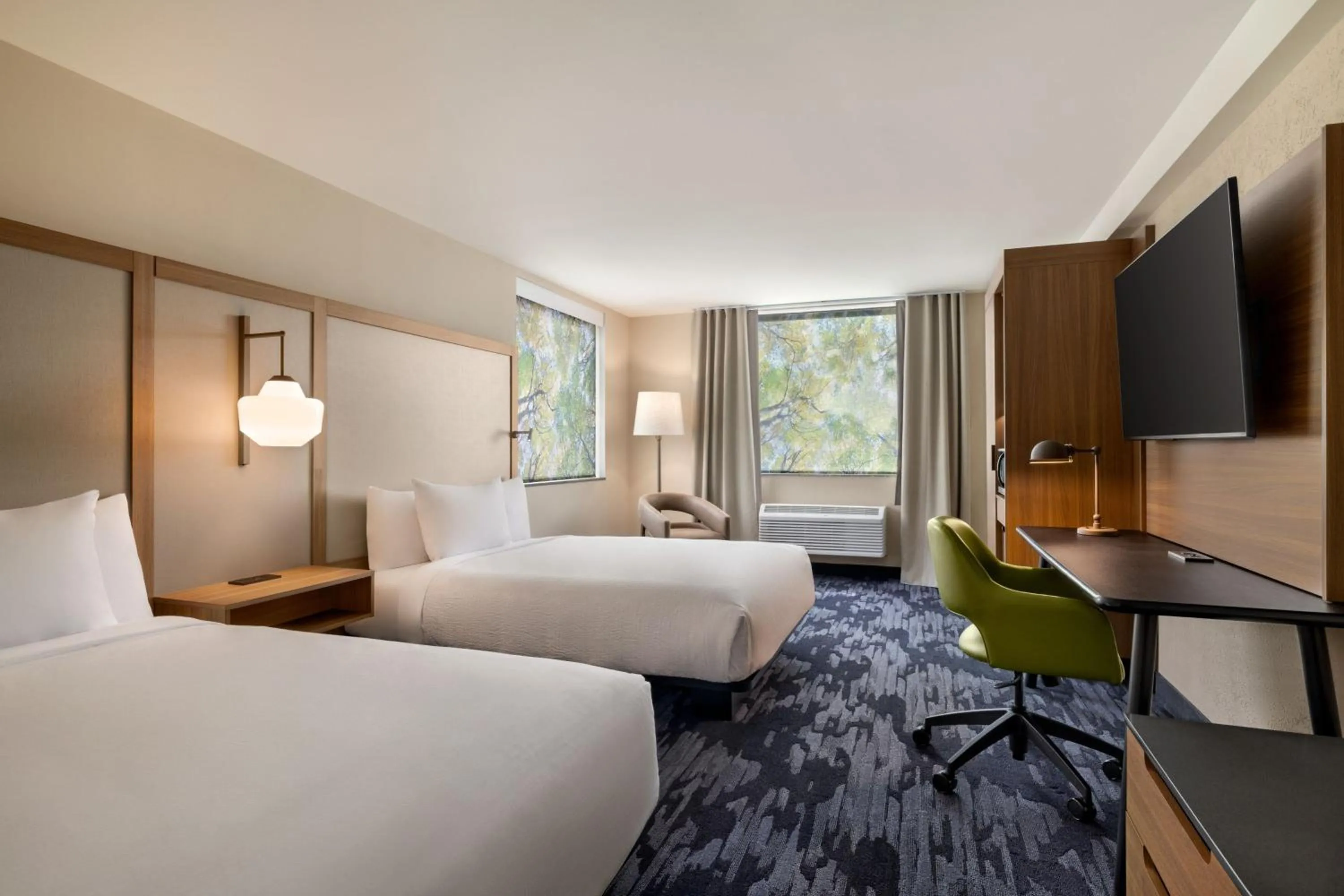 Photo of the whole room, Bed in Fairfield by Marriott Inn & Suites Madison South