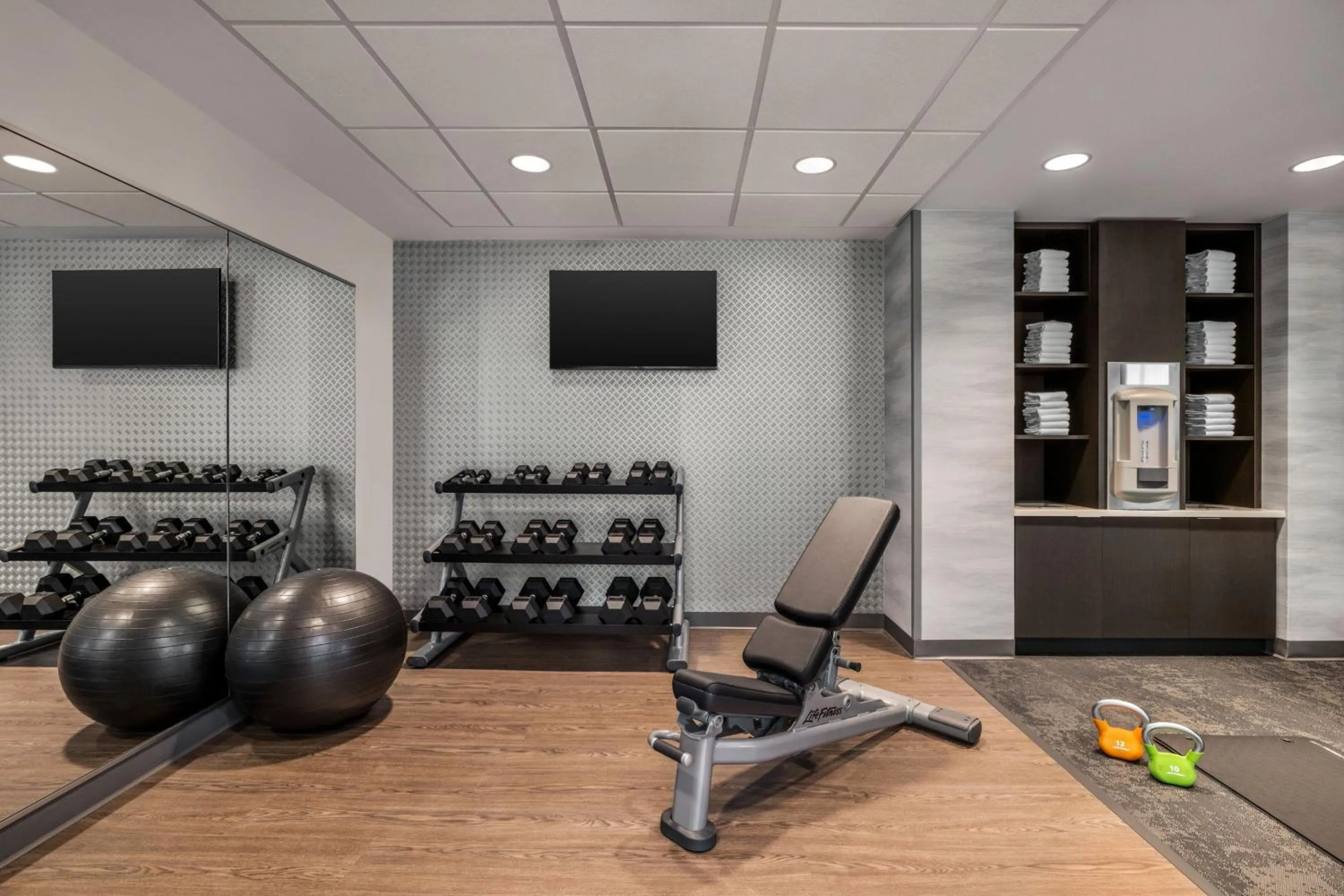 Fitness centre/facilities in Fairfield by Marriott Inn & Suites Madison South