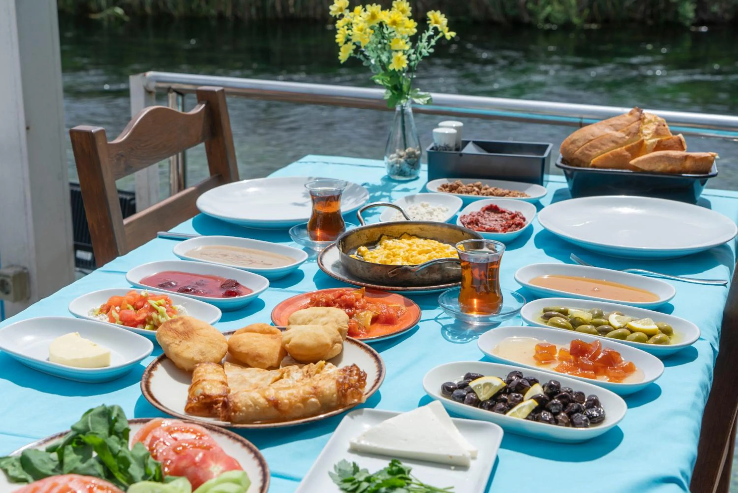 Breakfast in MANDALİN AKYAKA