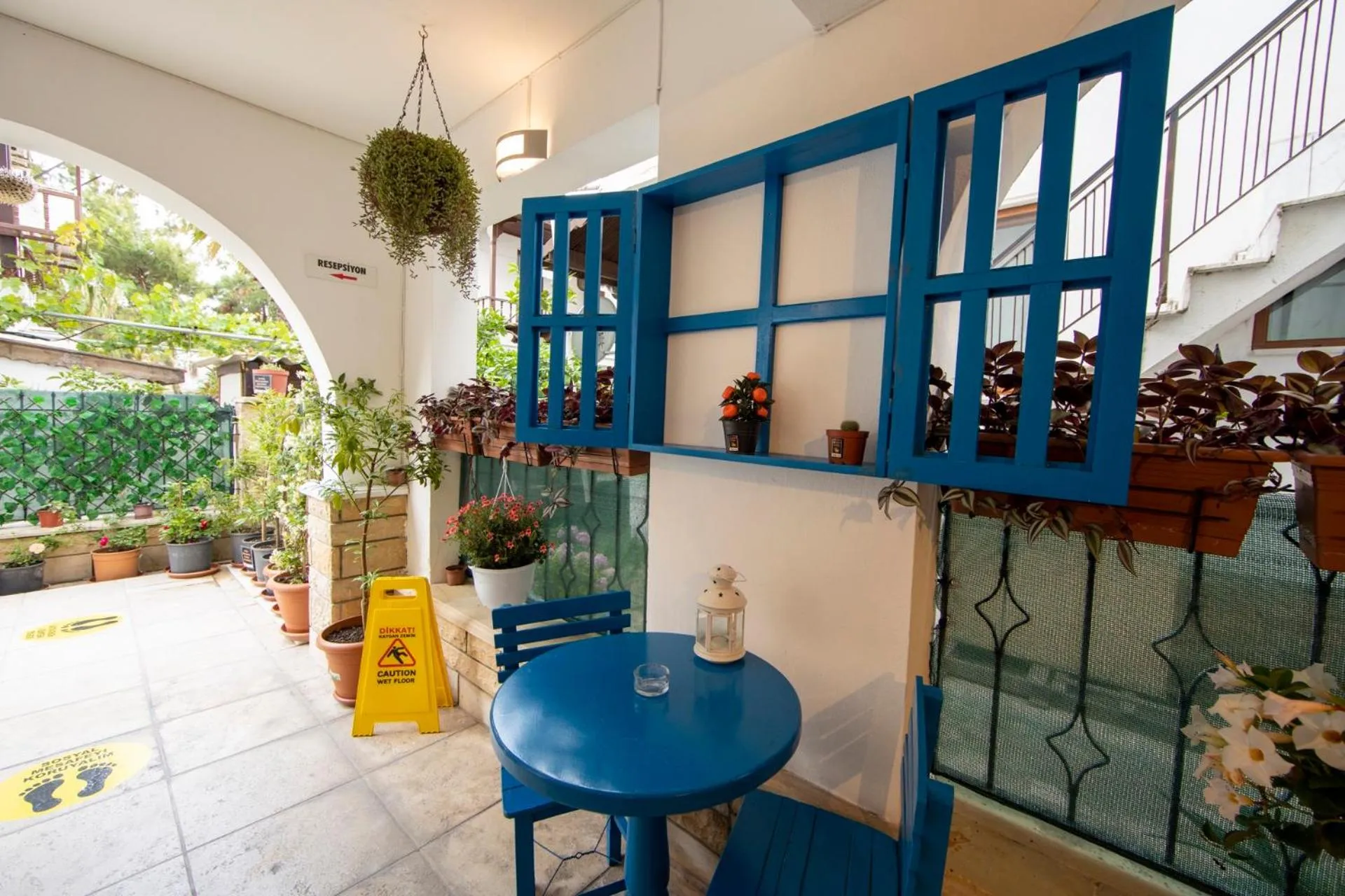 Lounge or bar in MANDALİN AKYAKA