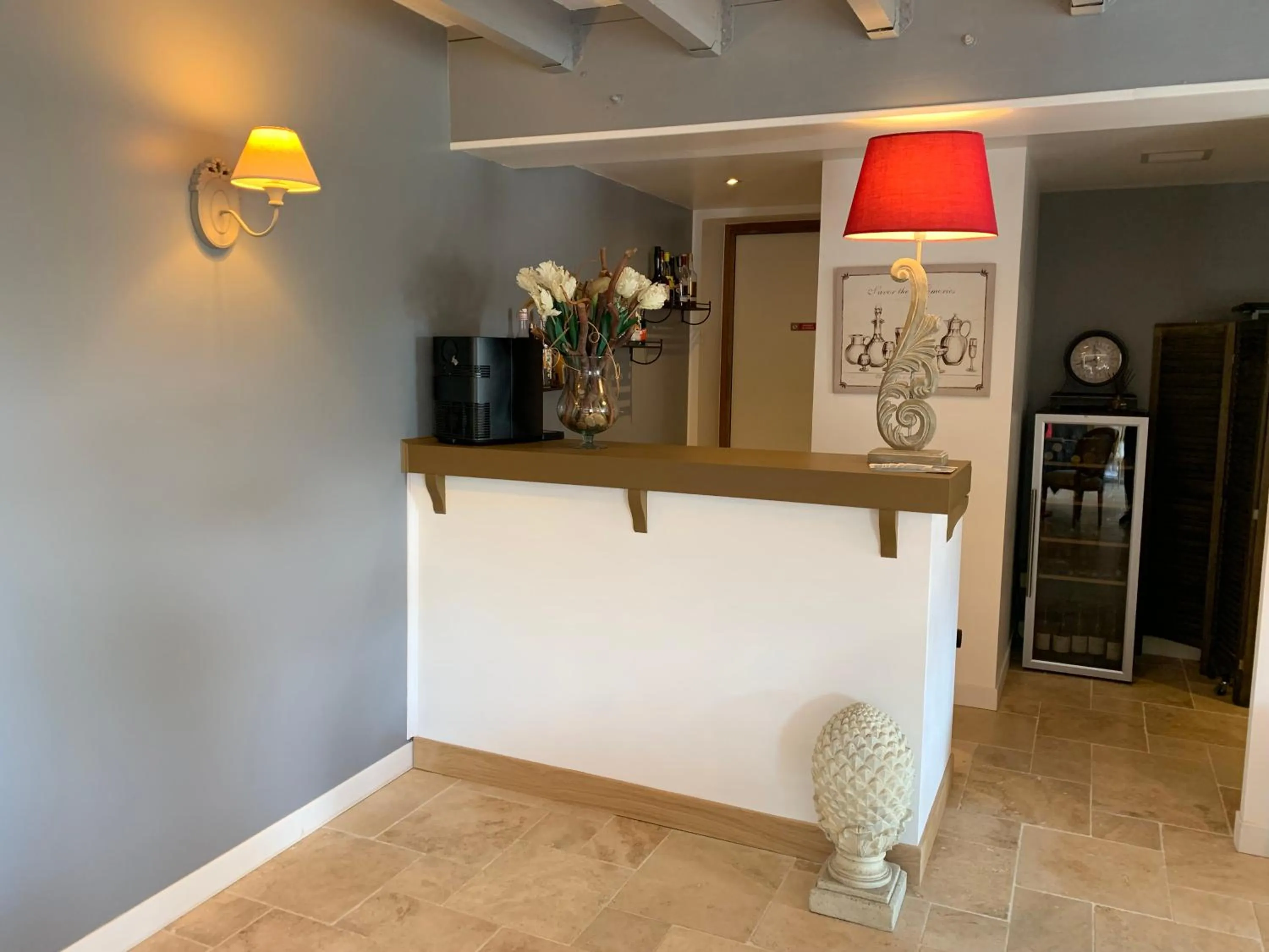 Lounge or bar in Le Manoir de Pierre Levée, The Originals Collection