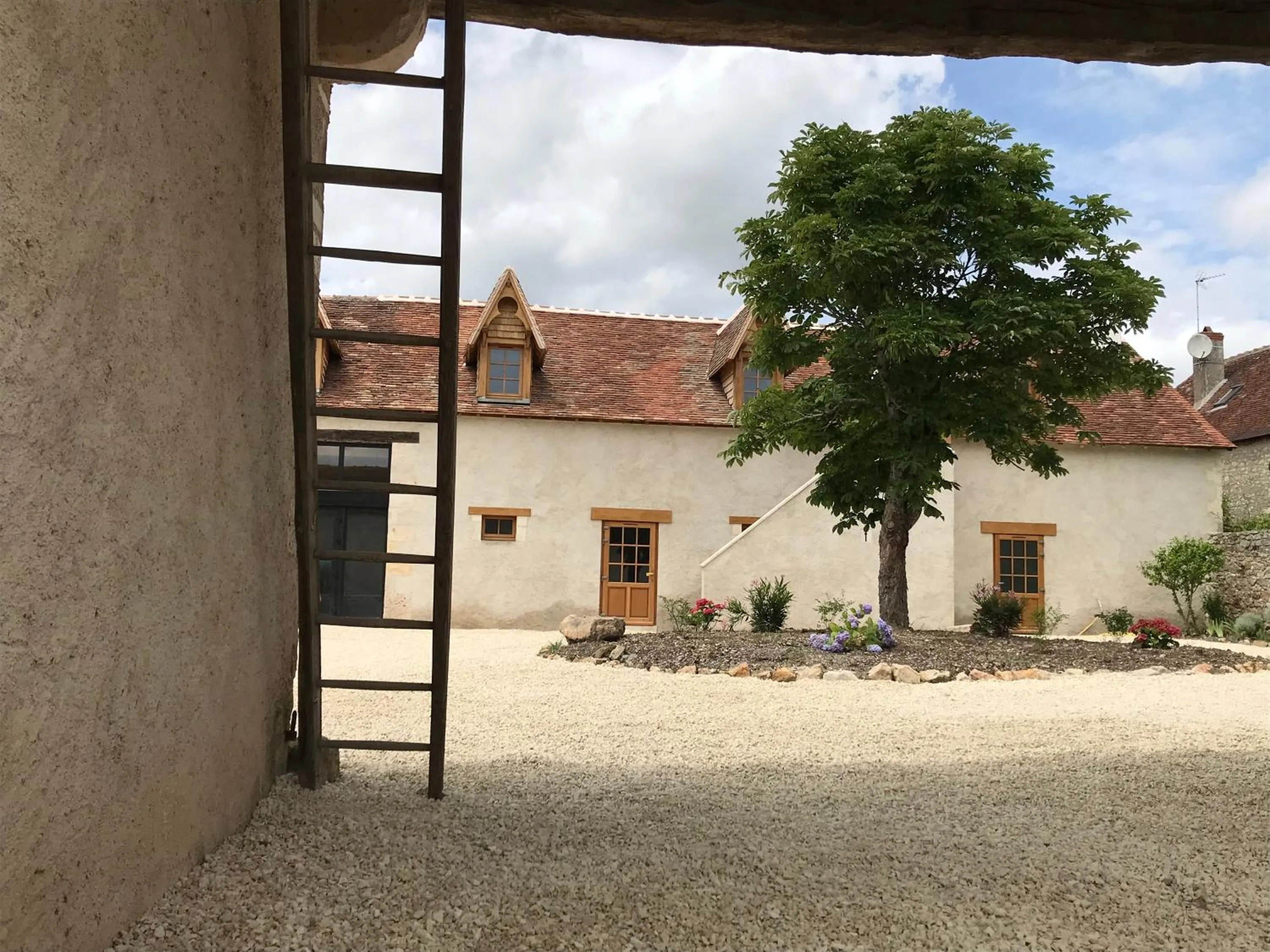 Property building in Le Manoir de Pierre Levée, The Originals Collection