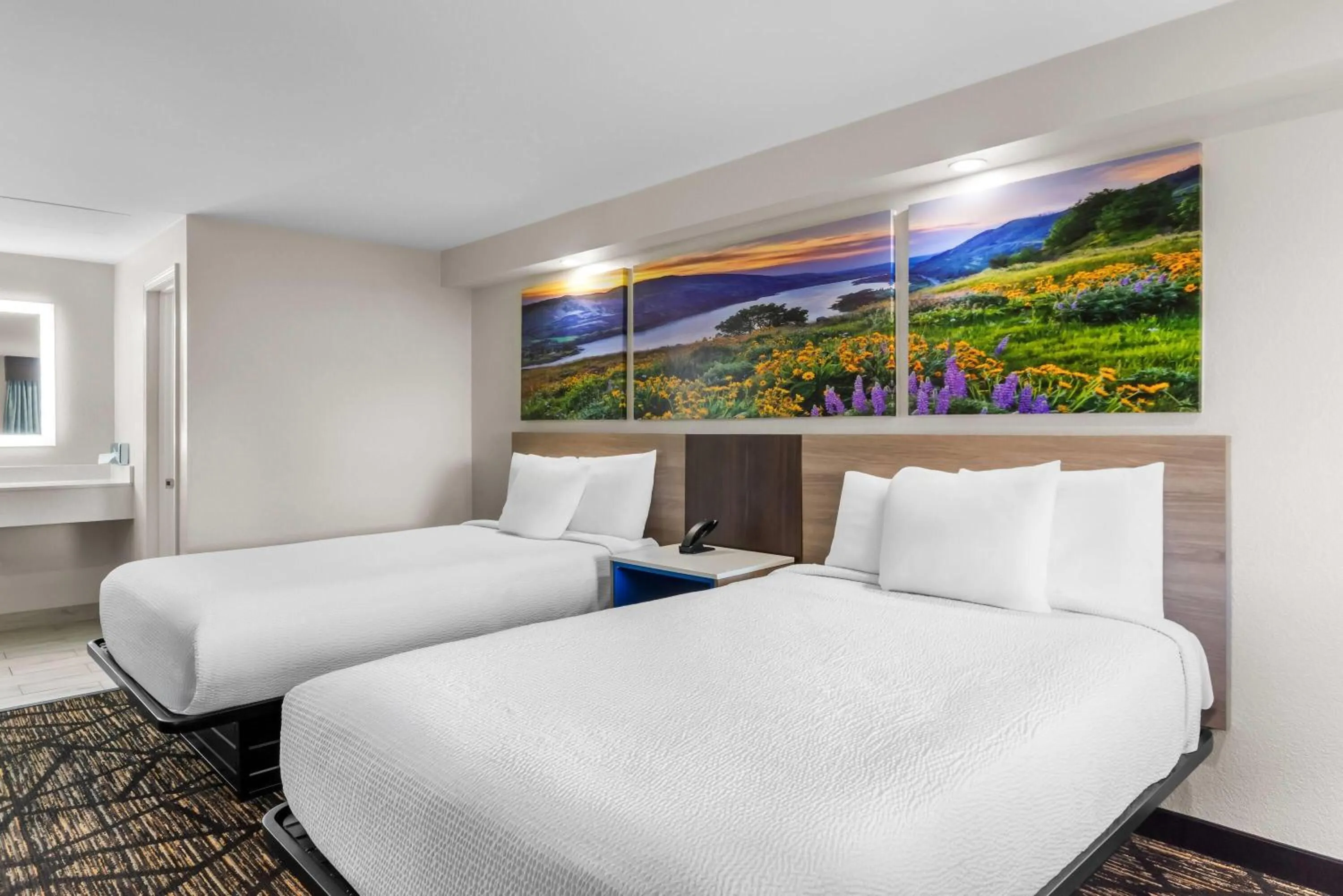 Bed in Days Inn by Wyndham Indianapolis East Post Road