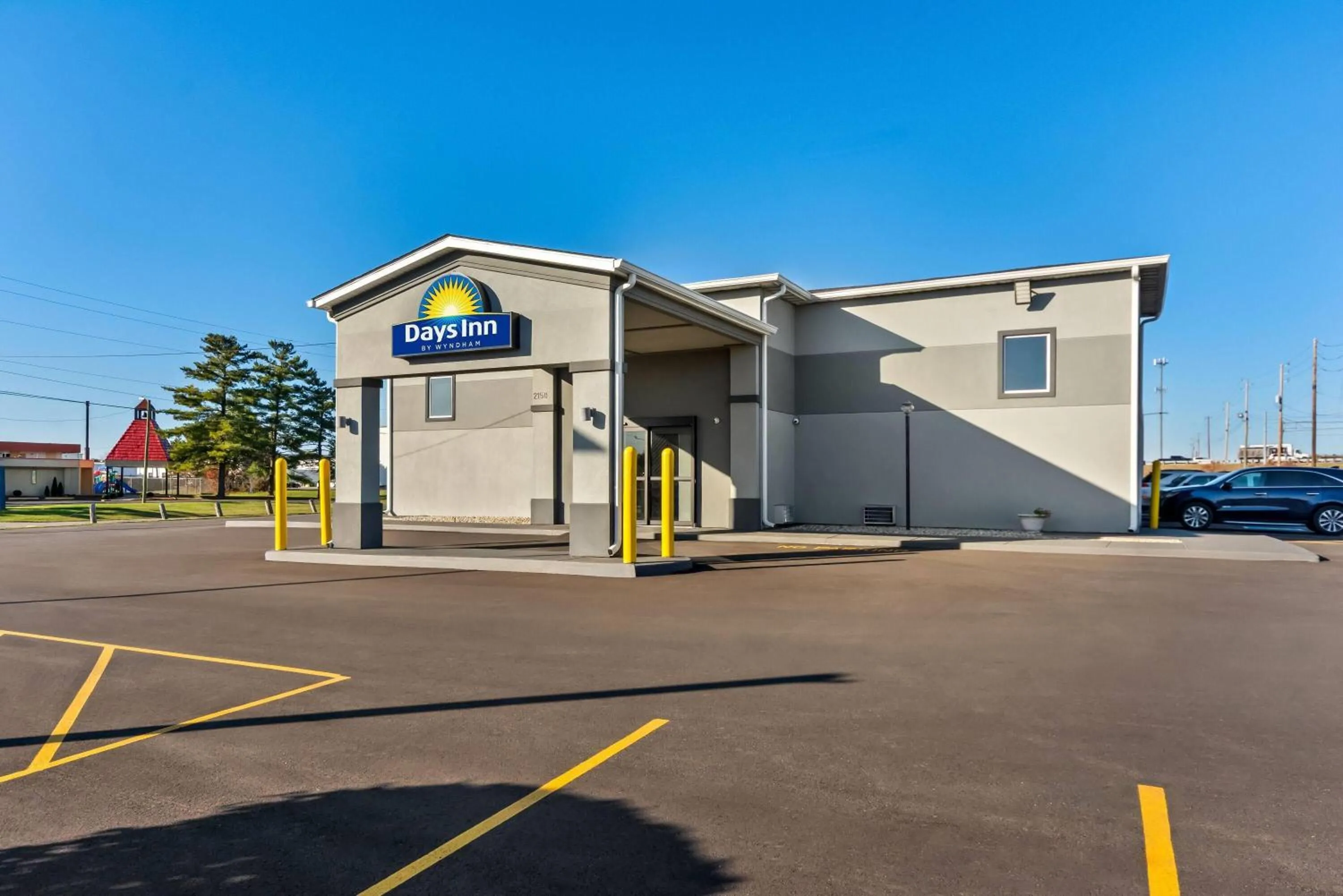 Property building in Days Inn by Wyndham Indianapolis East Post Road